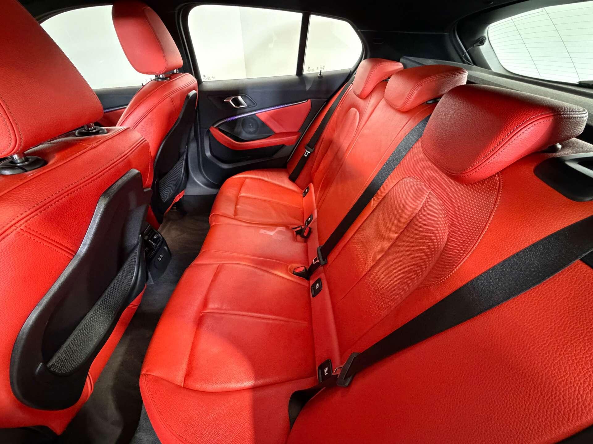 BMW 1 Series view 55
