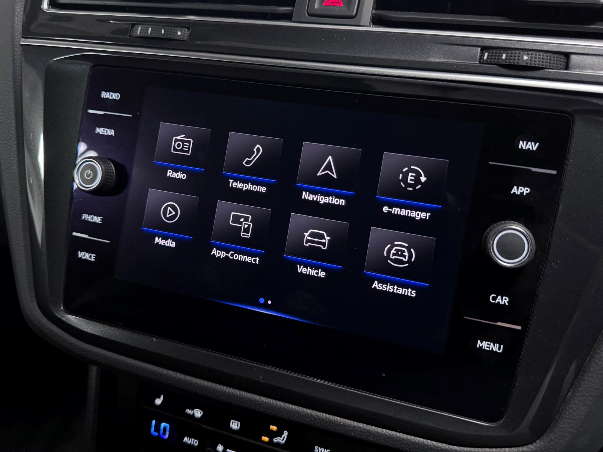 Volkswagen Tiguan view 37
