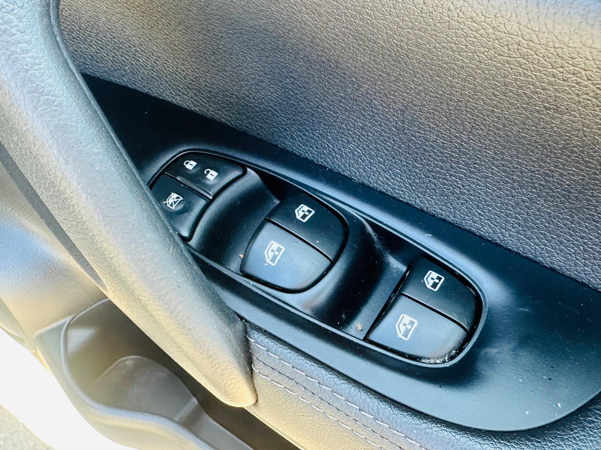 Nissan Qashqai view 21