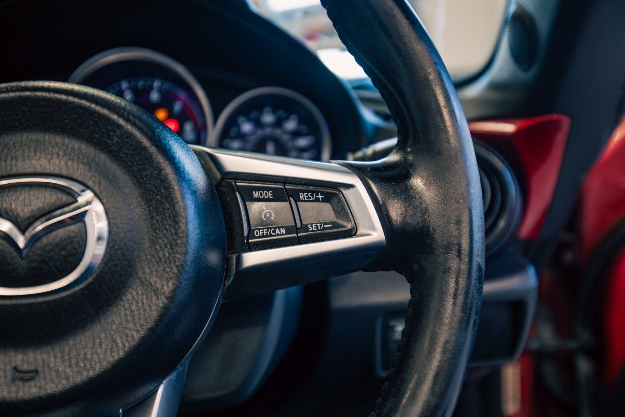 Mazda MX-5 view 10