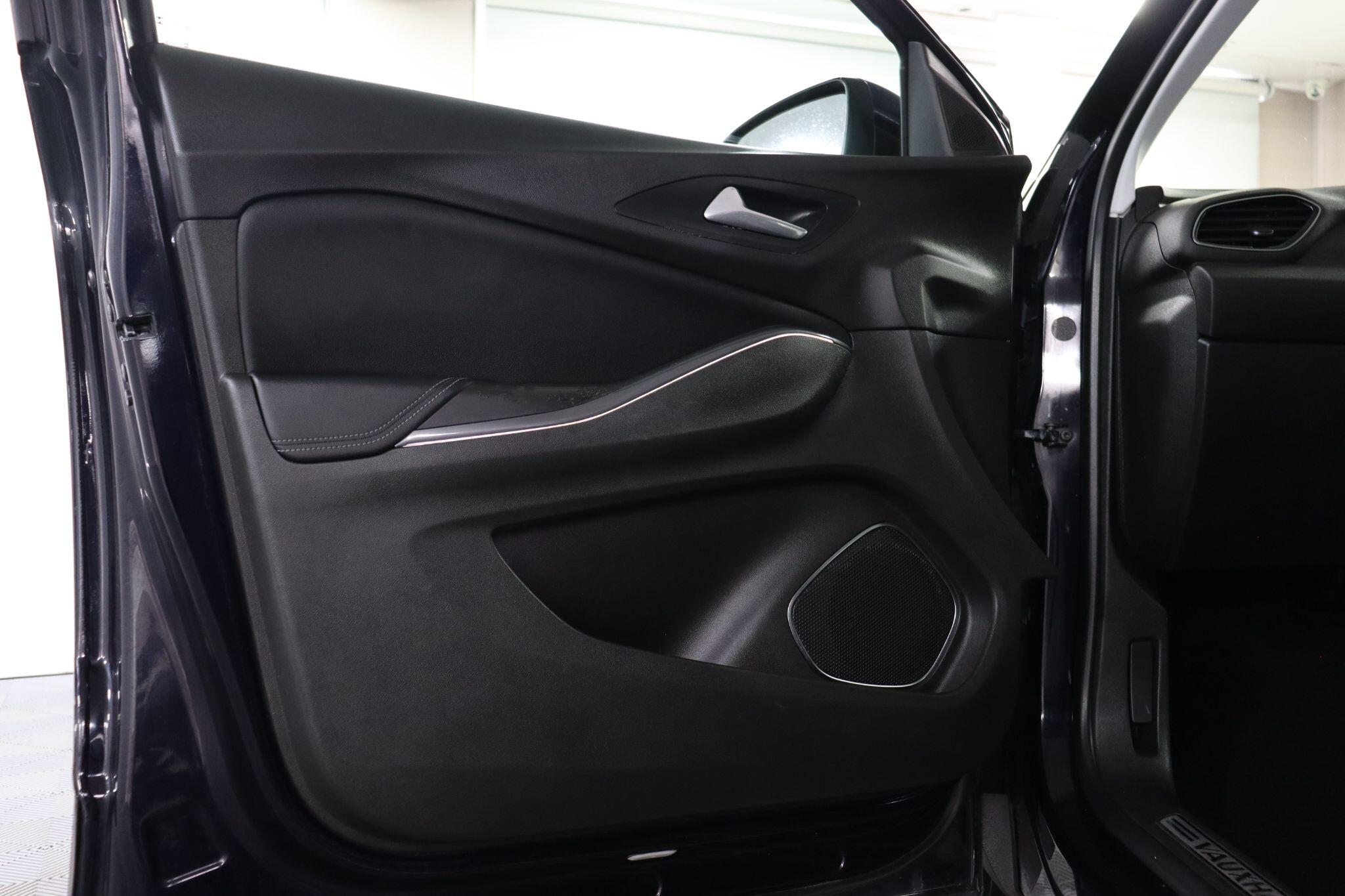 Vauxhall Grandland X view 44
