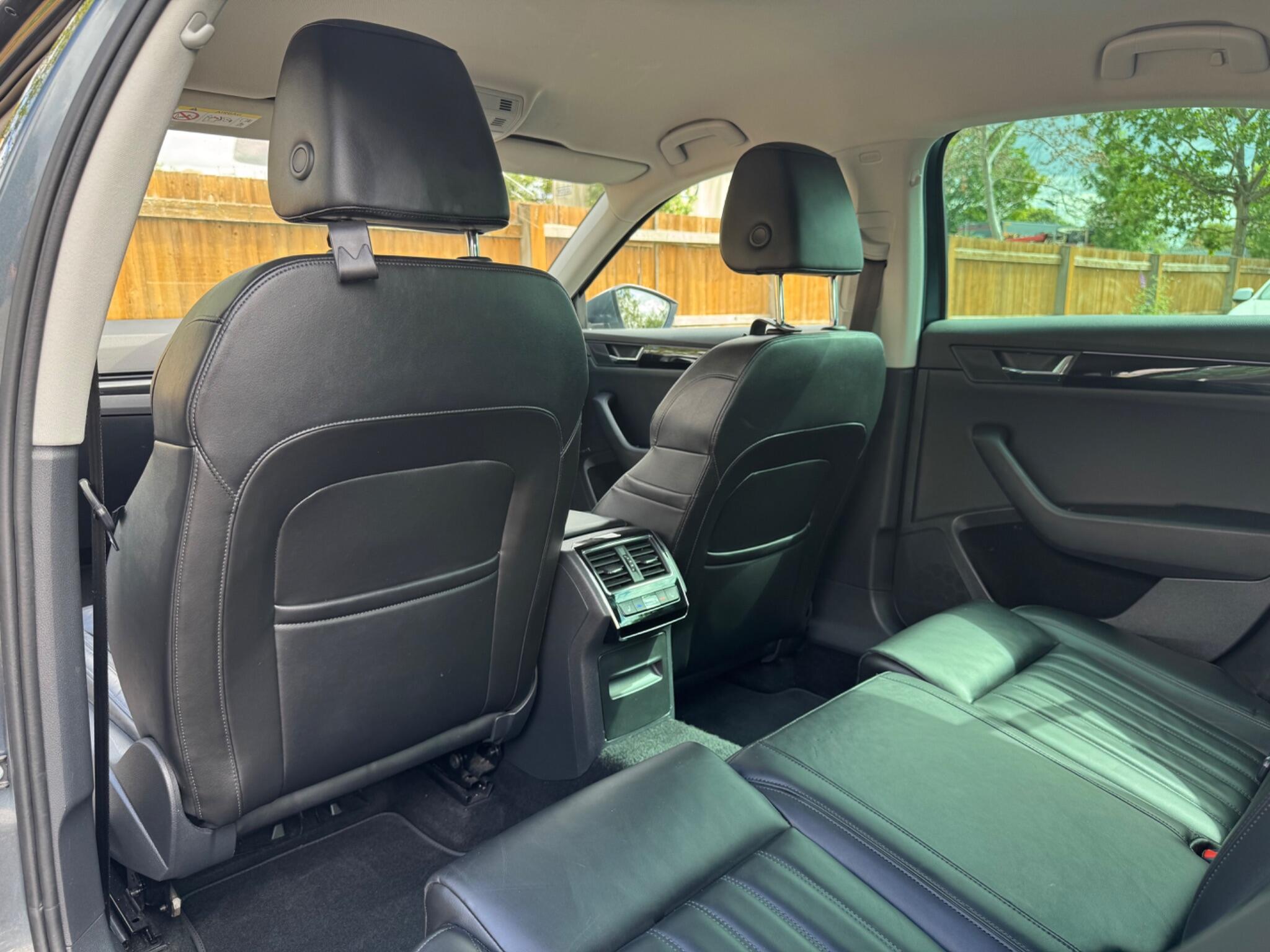 Skoda Superb view 27
