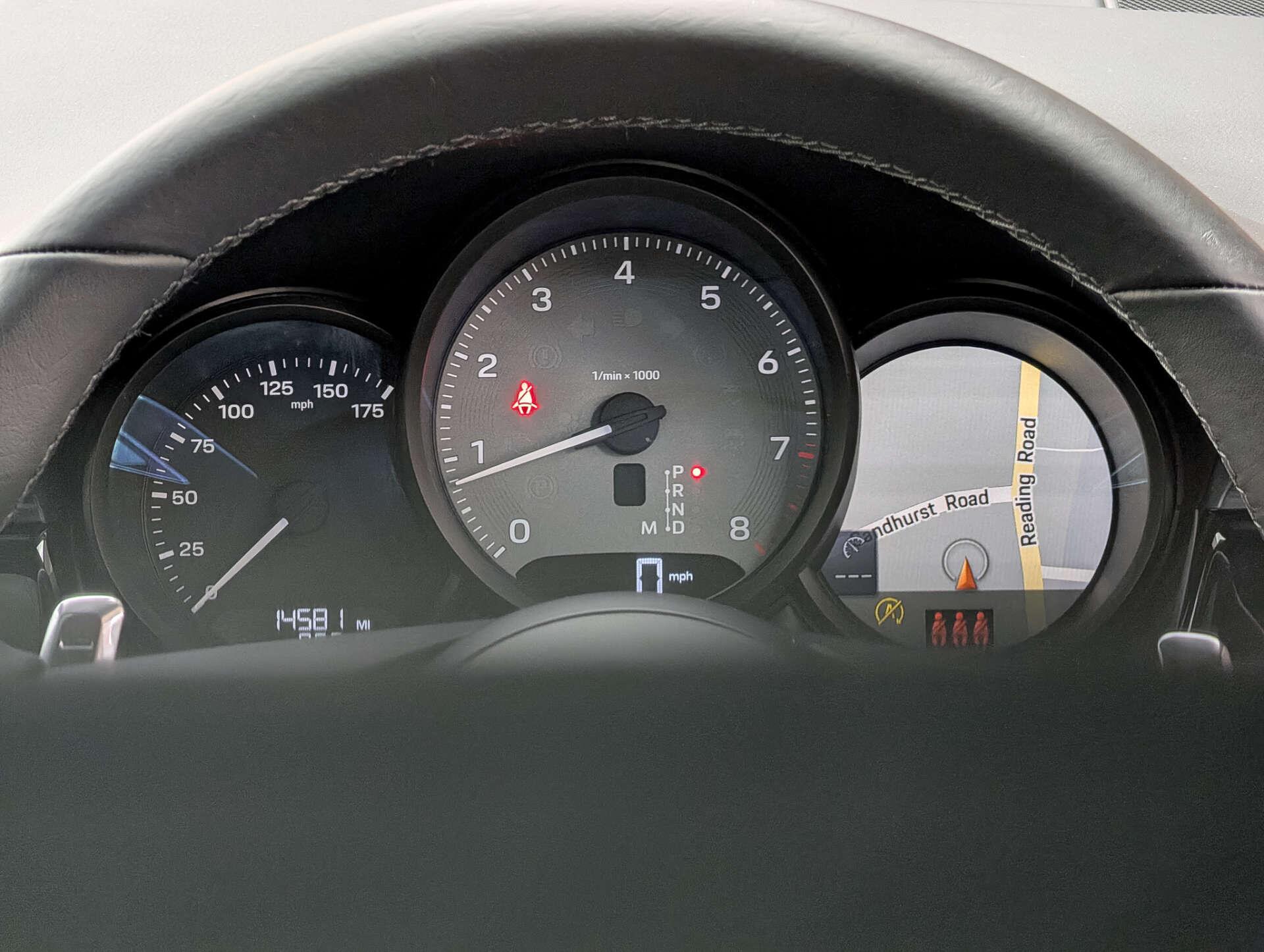 Porsche Macan view 31