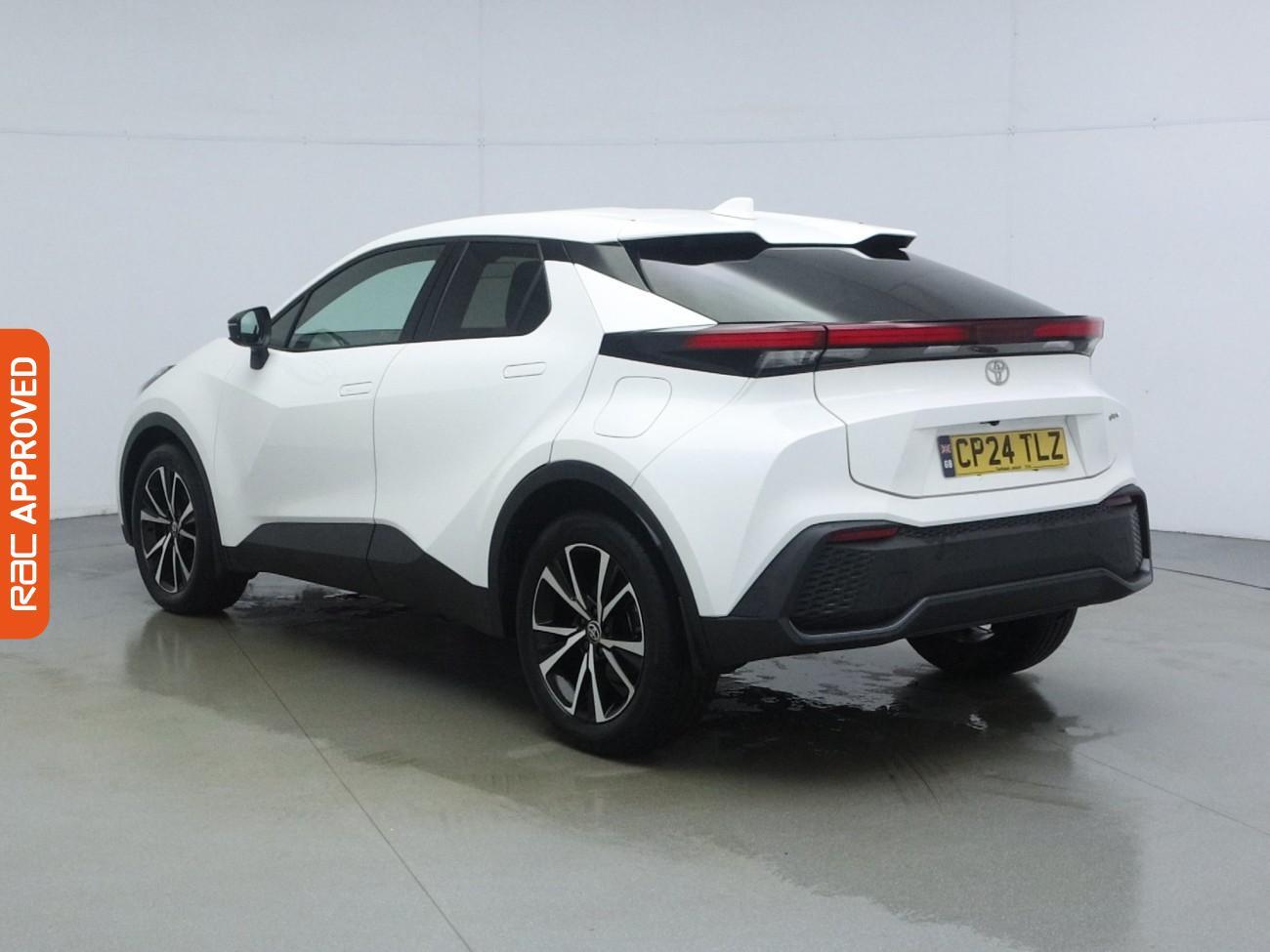 Toyota C-HR view 4
