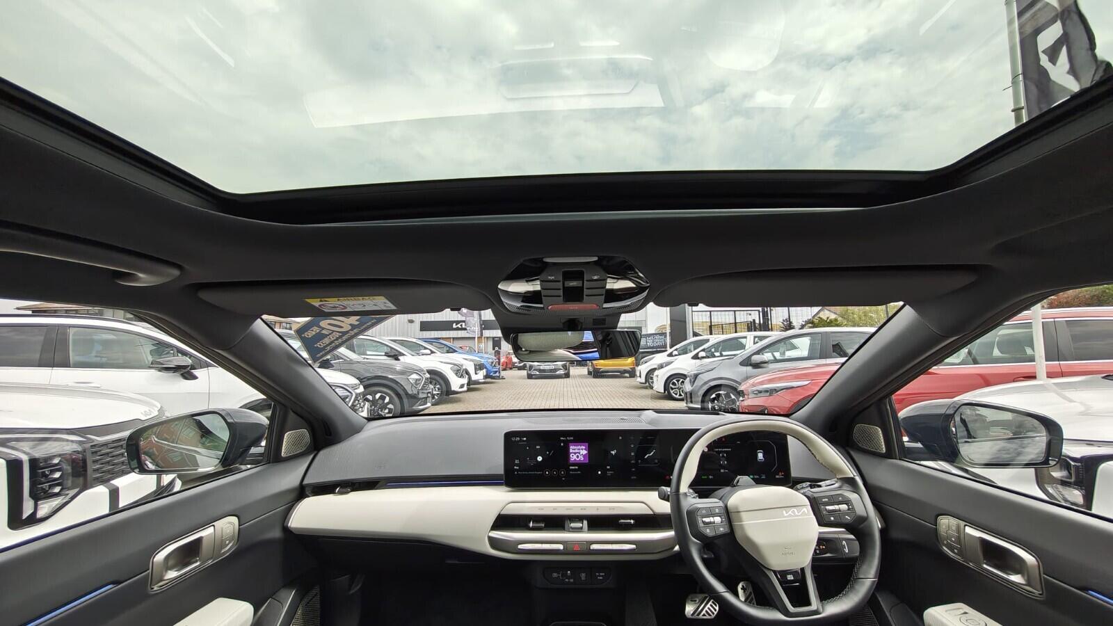 Kia Kia EV4 view 13