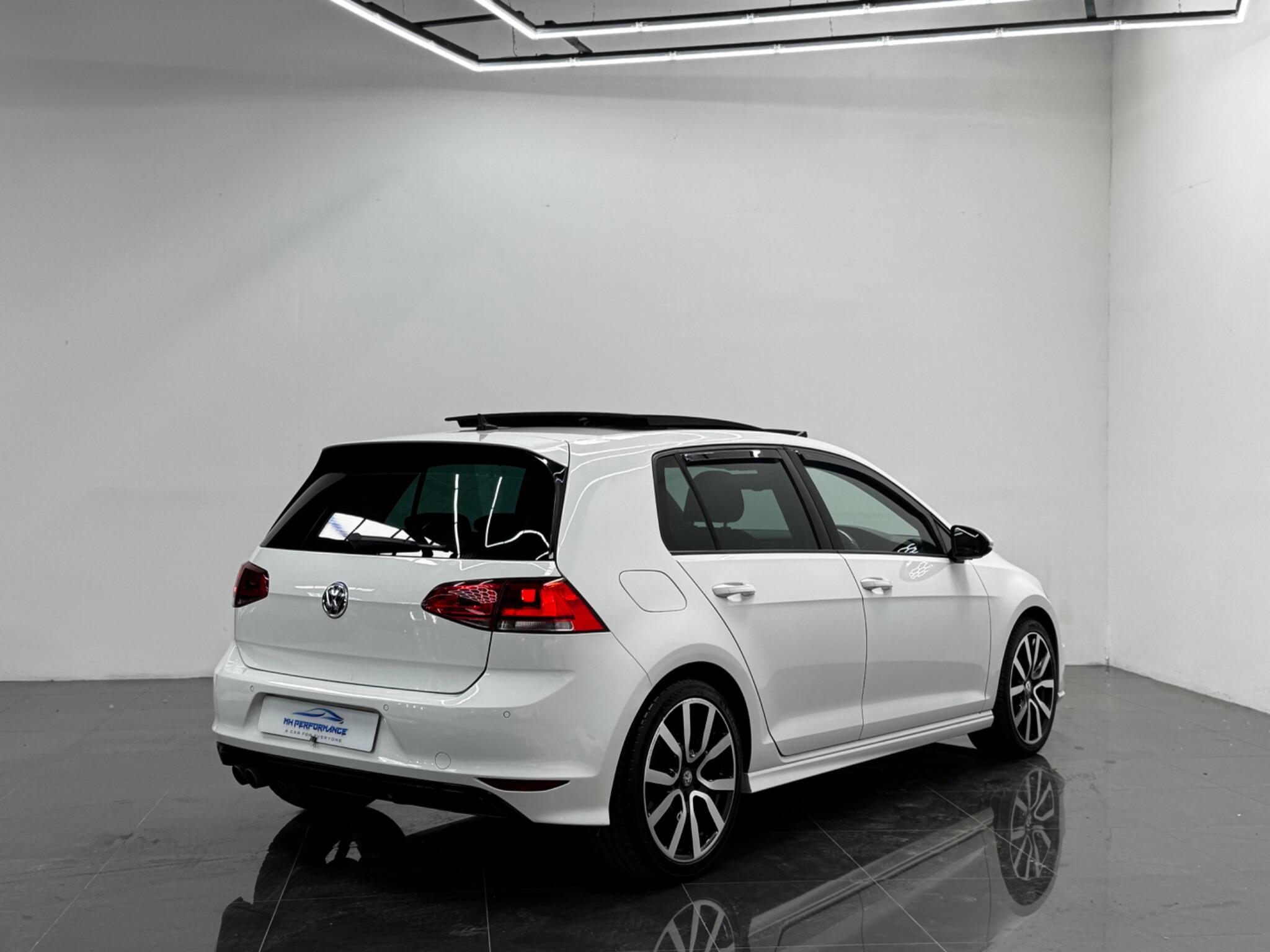 Volkswagen Golf view 63
