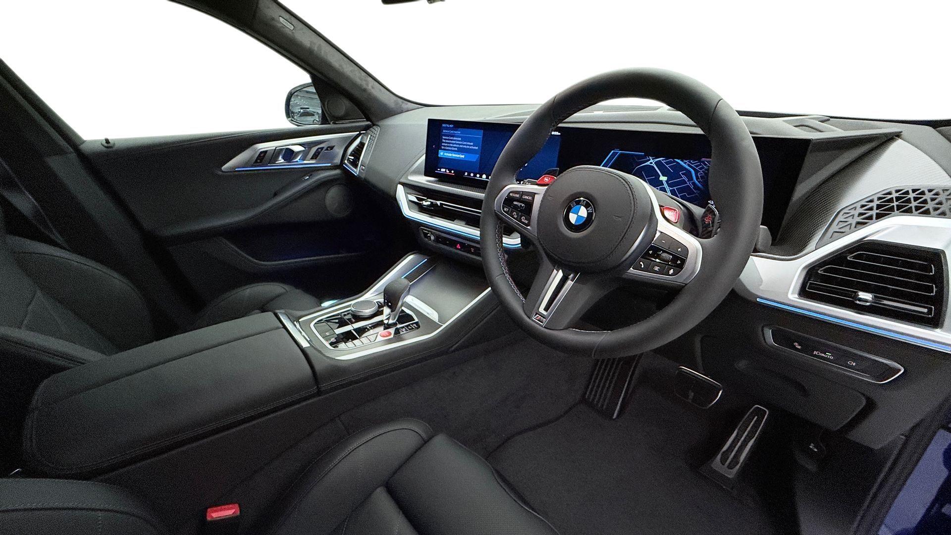 BMW XM view 6