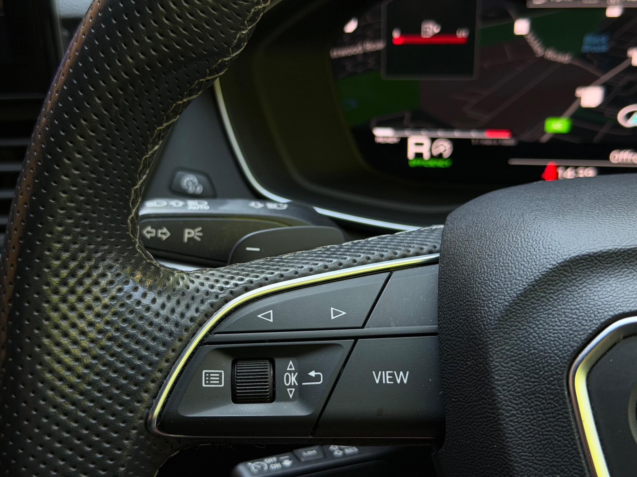 Audi Q5 view 25