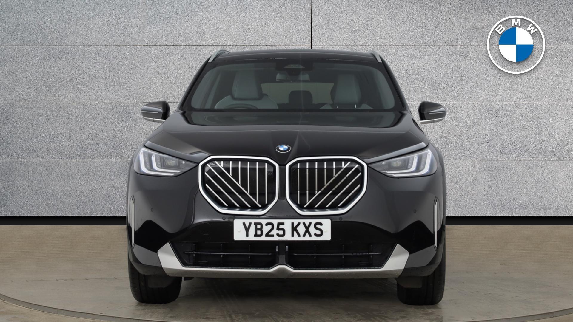 BMW X3 view 16