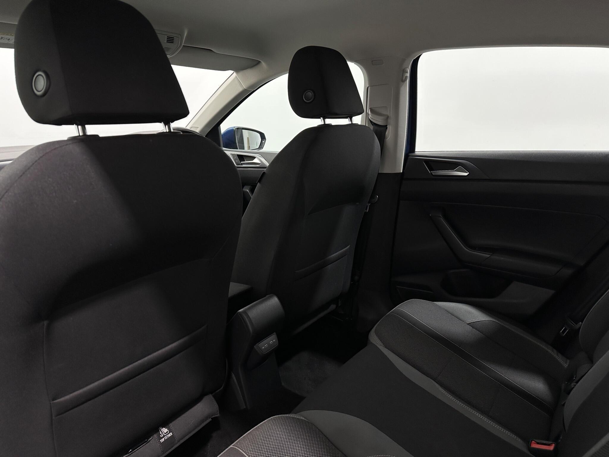 Volkswagen Polo view 38