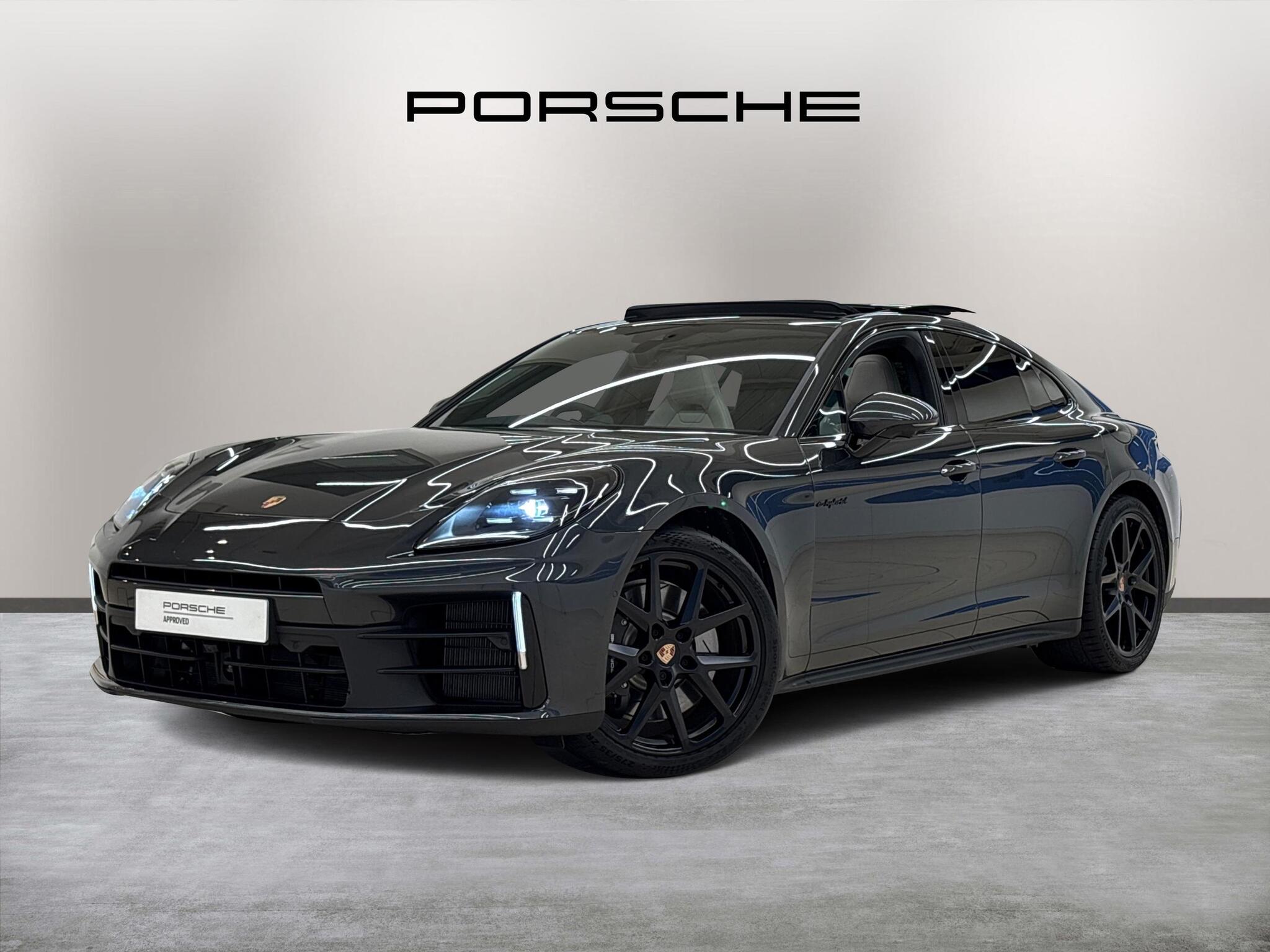Porsche Panamera view 3