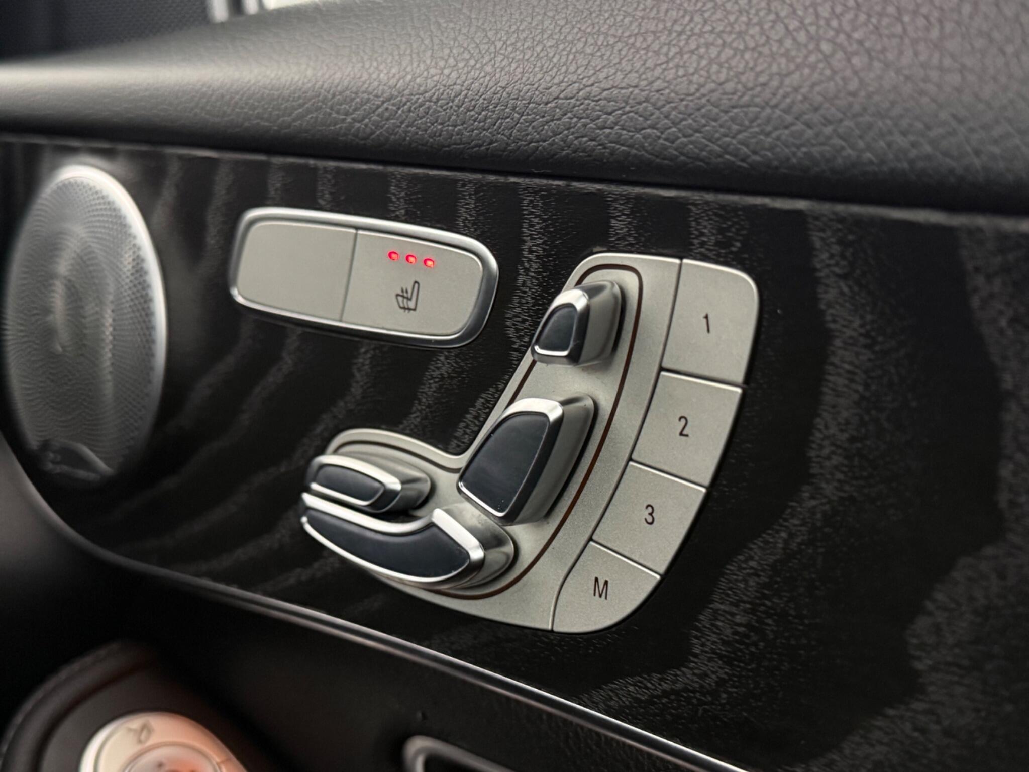 Mercedes-Benz GLC view 31