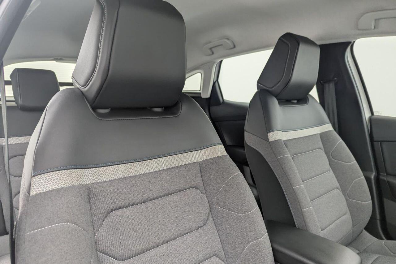 Citroen C4 view 15