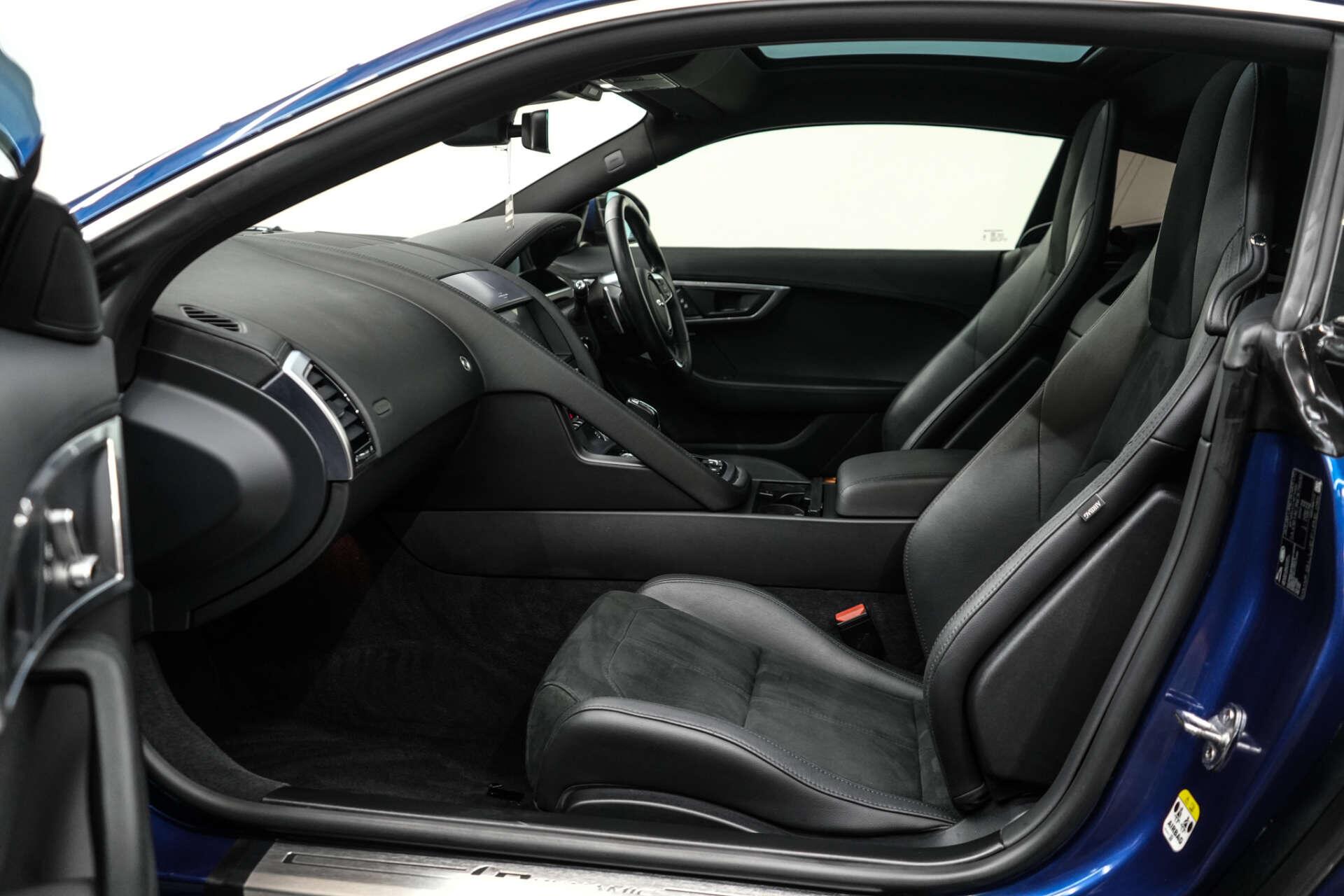 Jaguar F-Type view 16