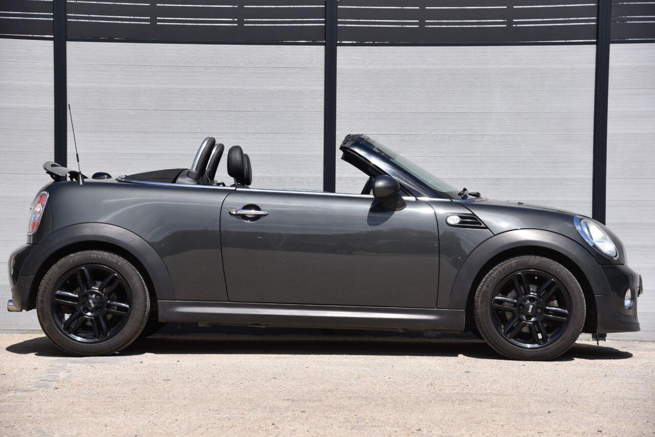 Mini Cooper view 5