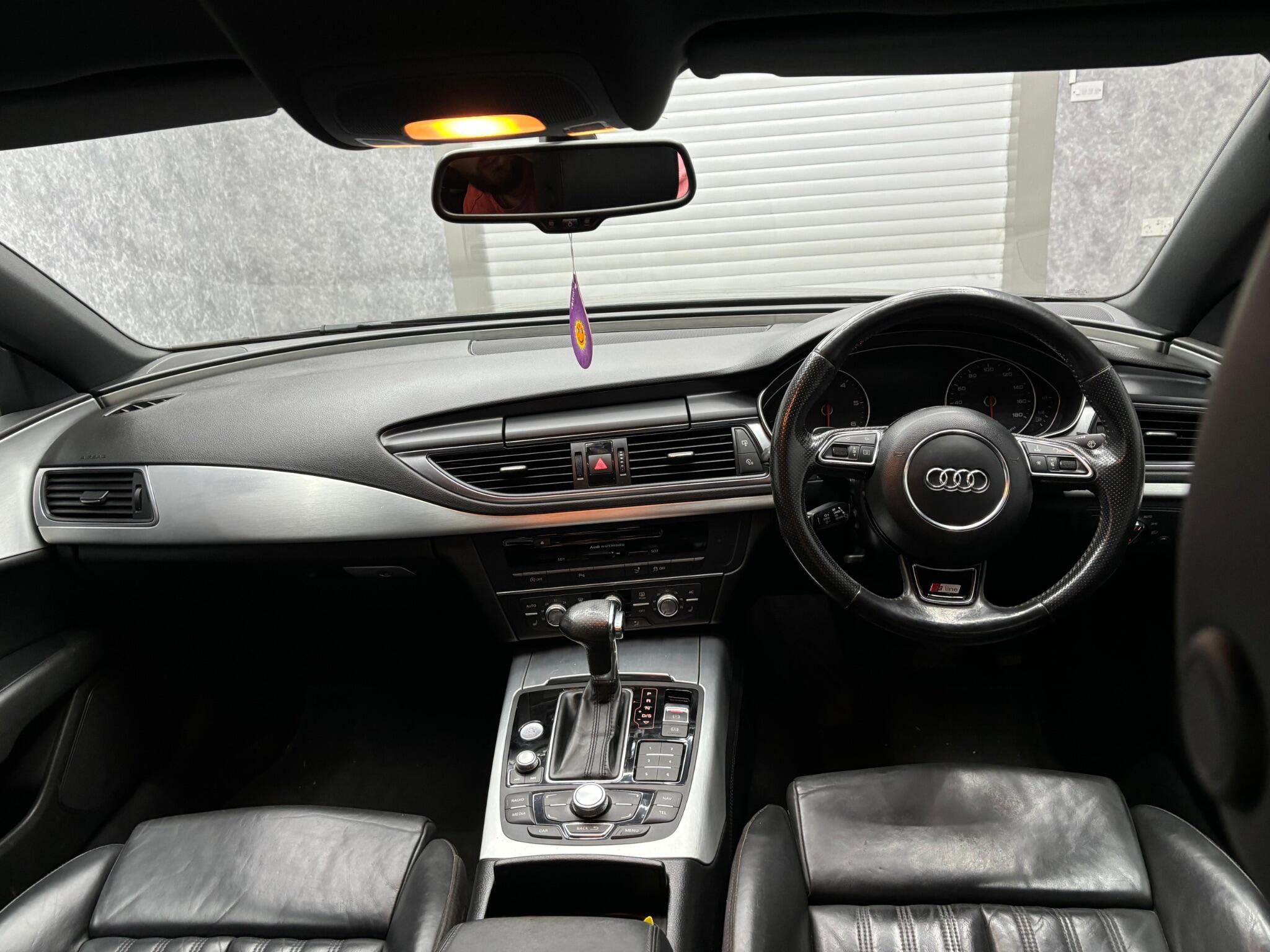 Audi A7 view 9