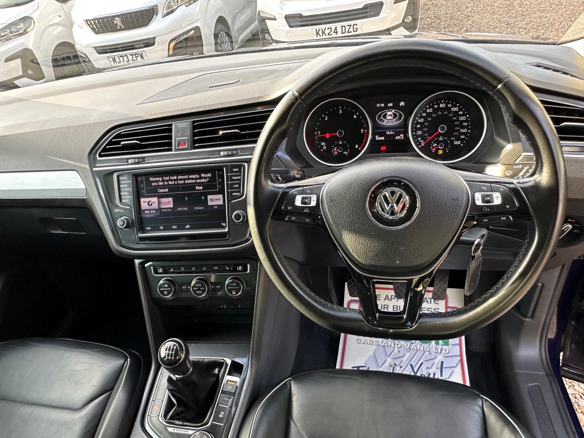 Volkswagen Tiguan view 10