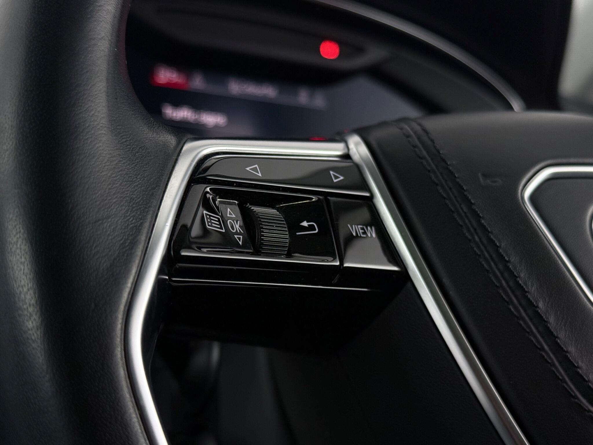 Audi A8 view 15