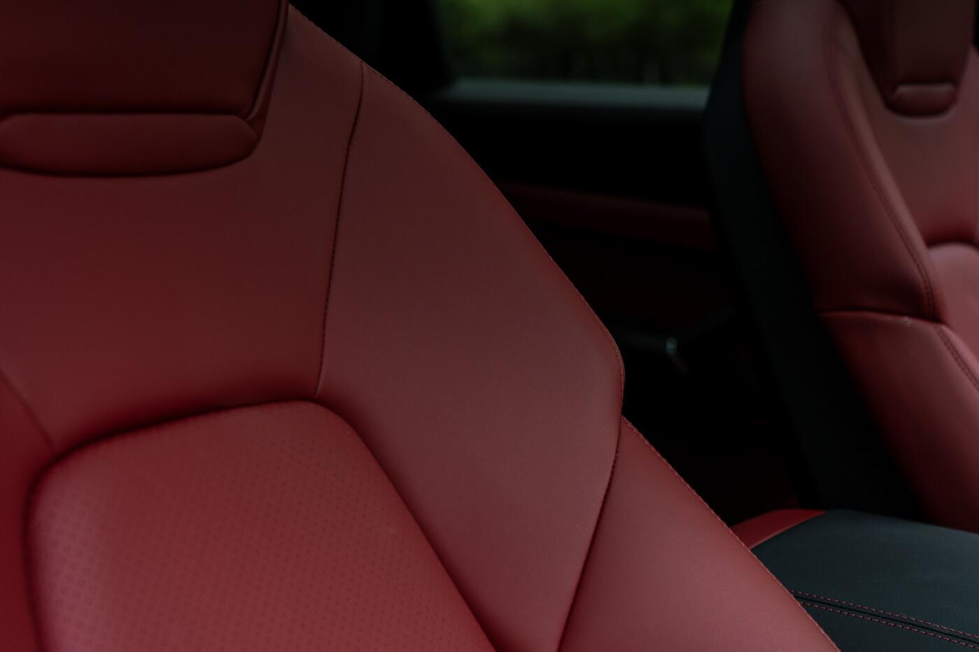 Porsche Cayenne view 47