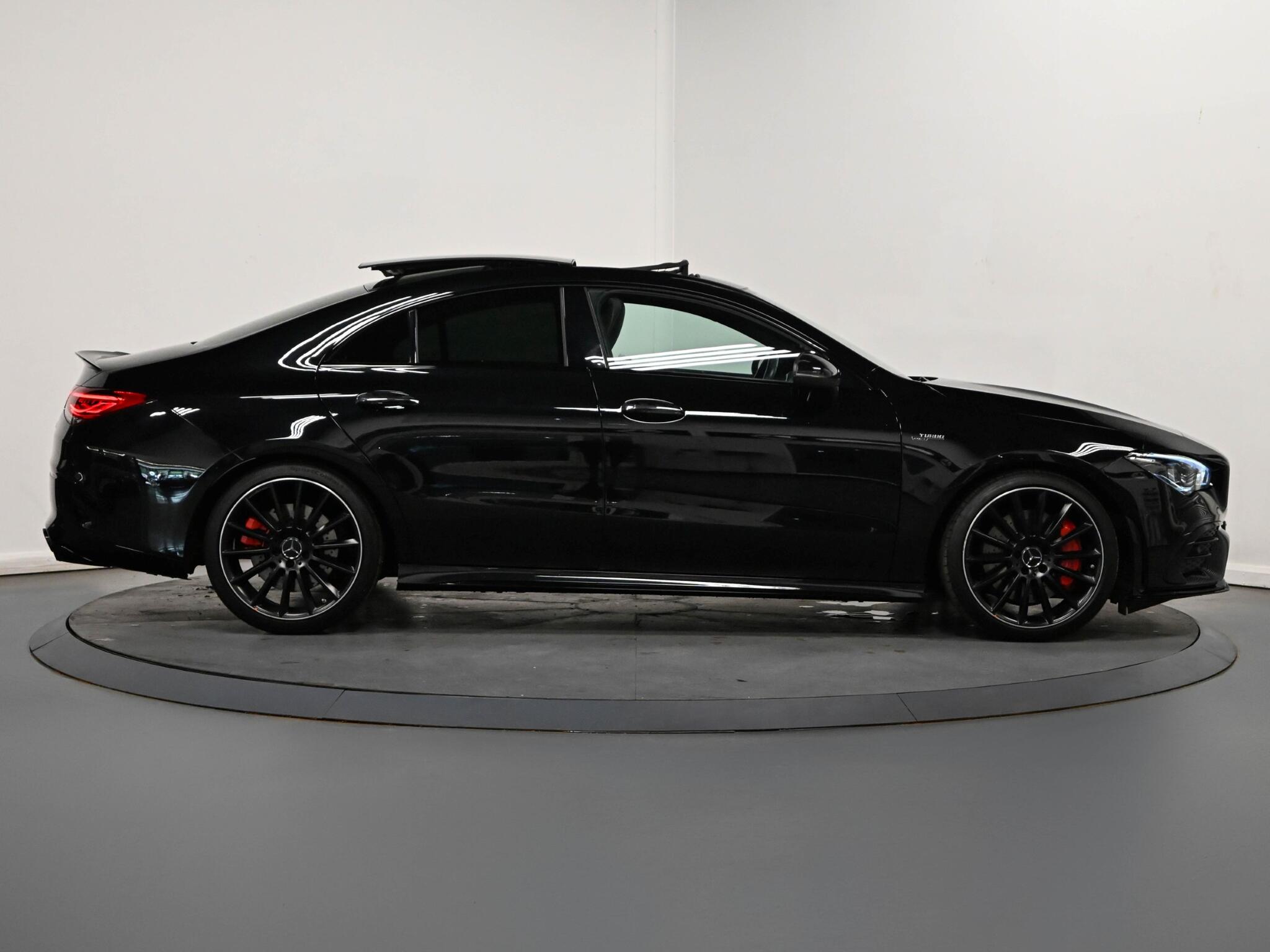 Mercedes-Benz Cla view 21