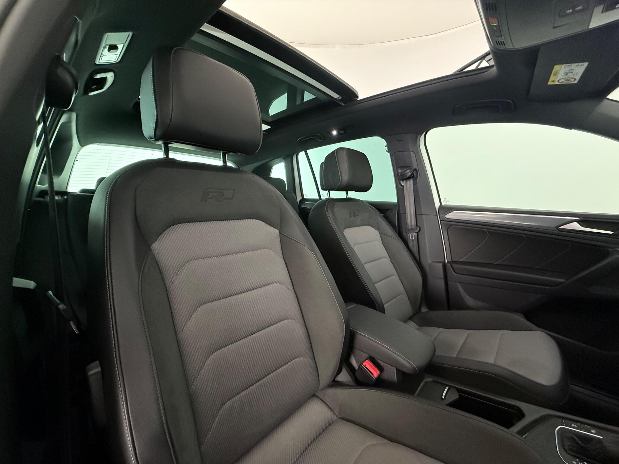Volkswagen Tiguan view 30