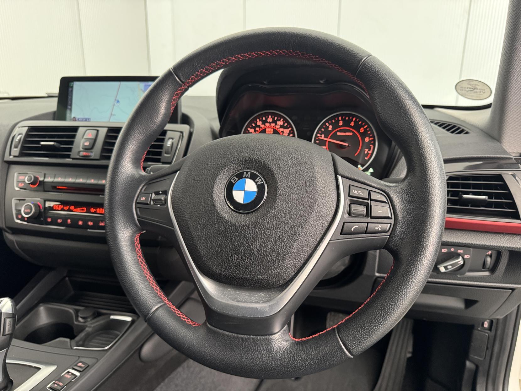 BMW 1 Series view 49