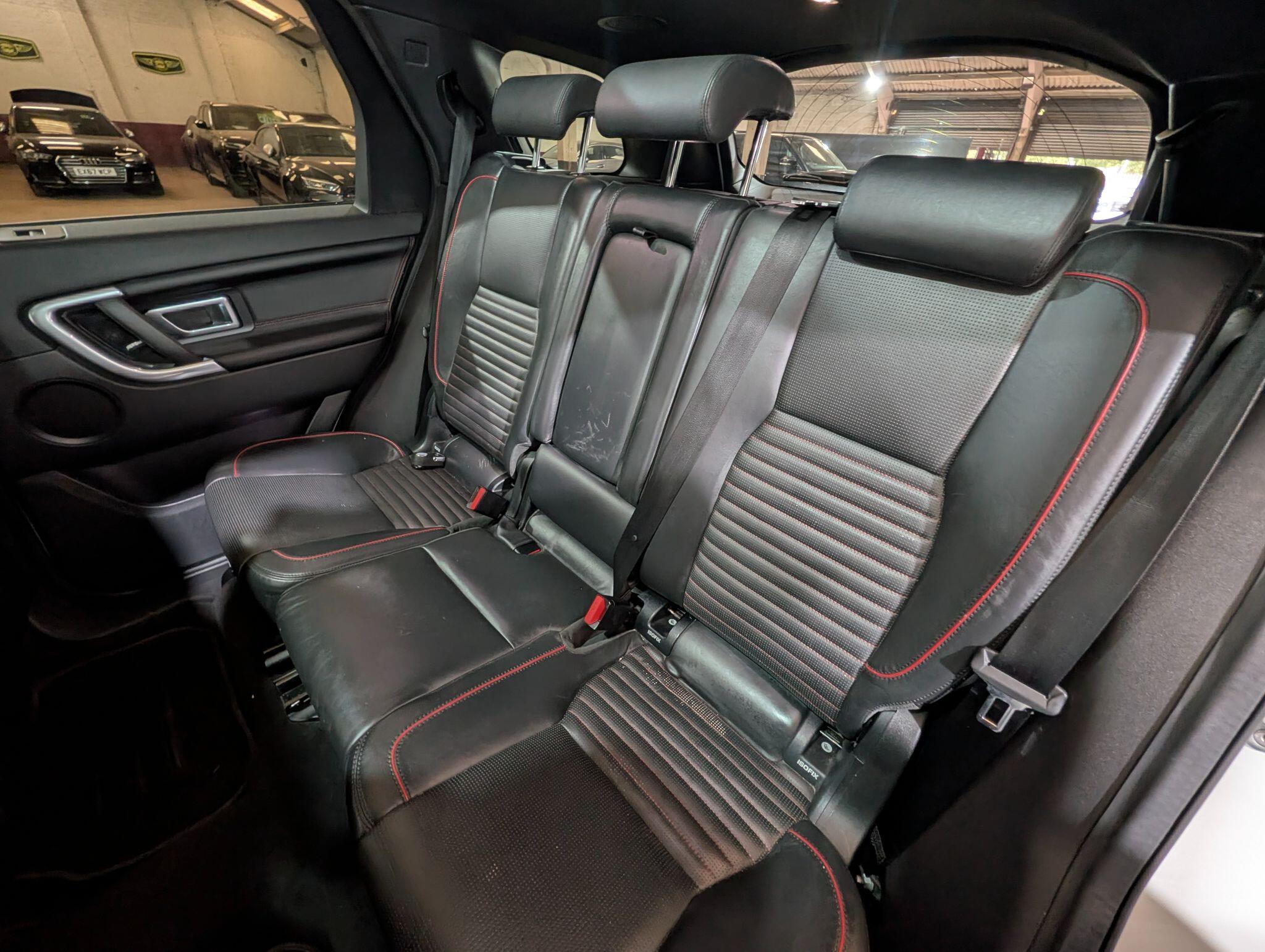 Land Rover Discovery Sport view 25