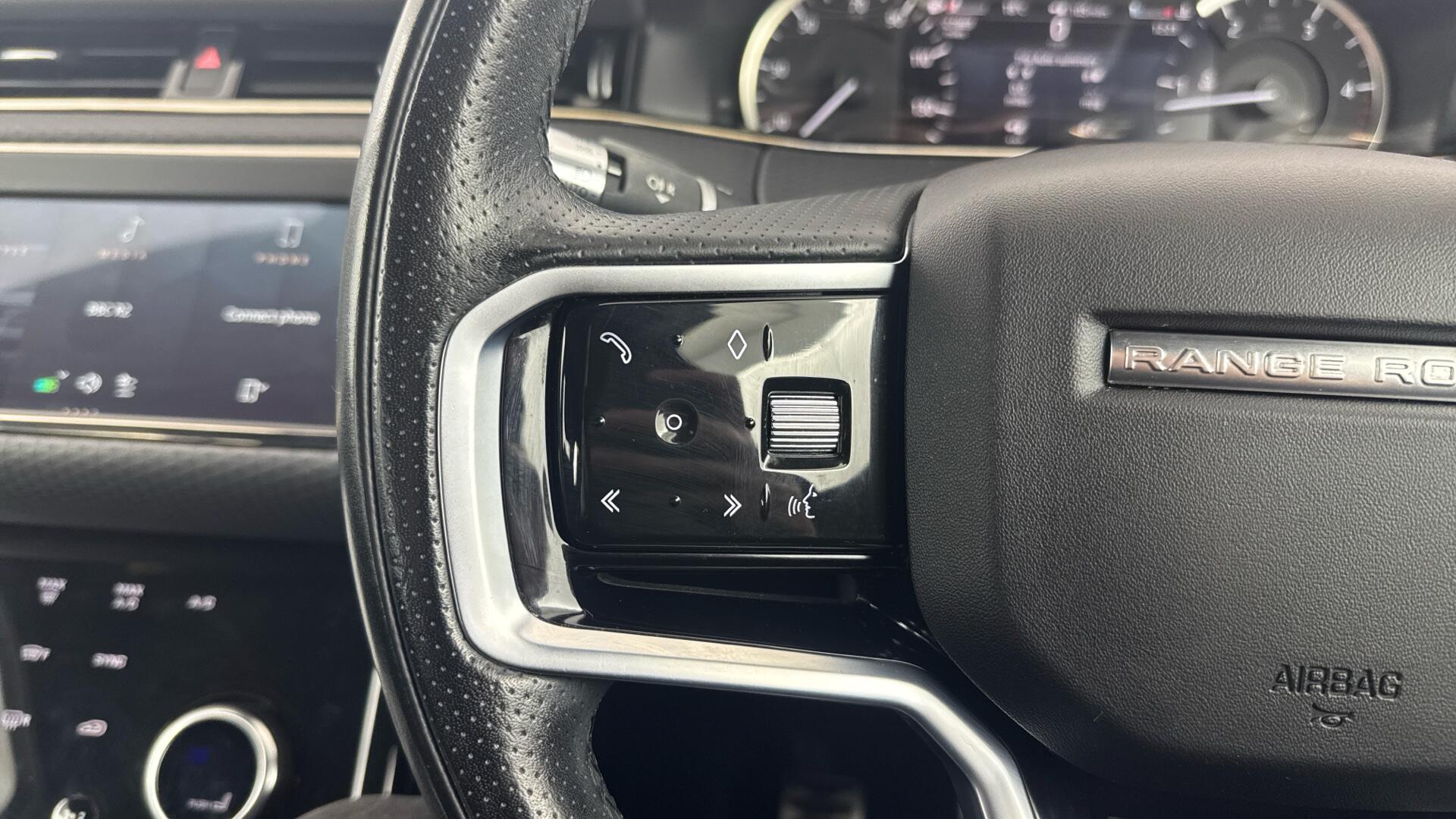 Land Rover Range Rover Evoque view 33