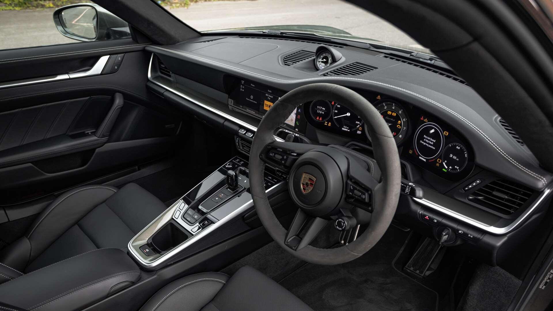 Porsche Panamera view 12