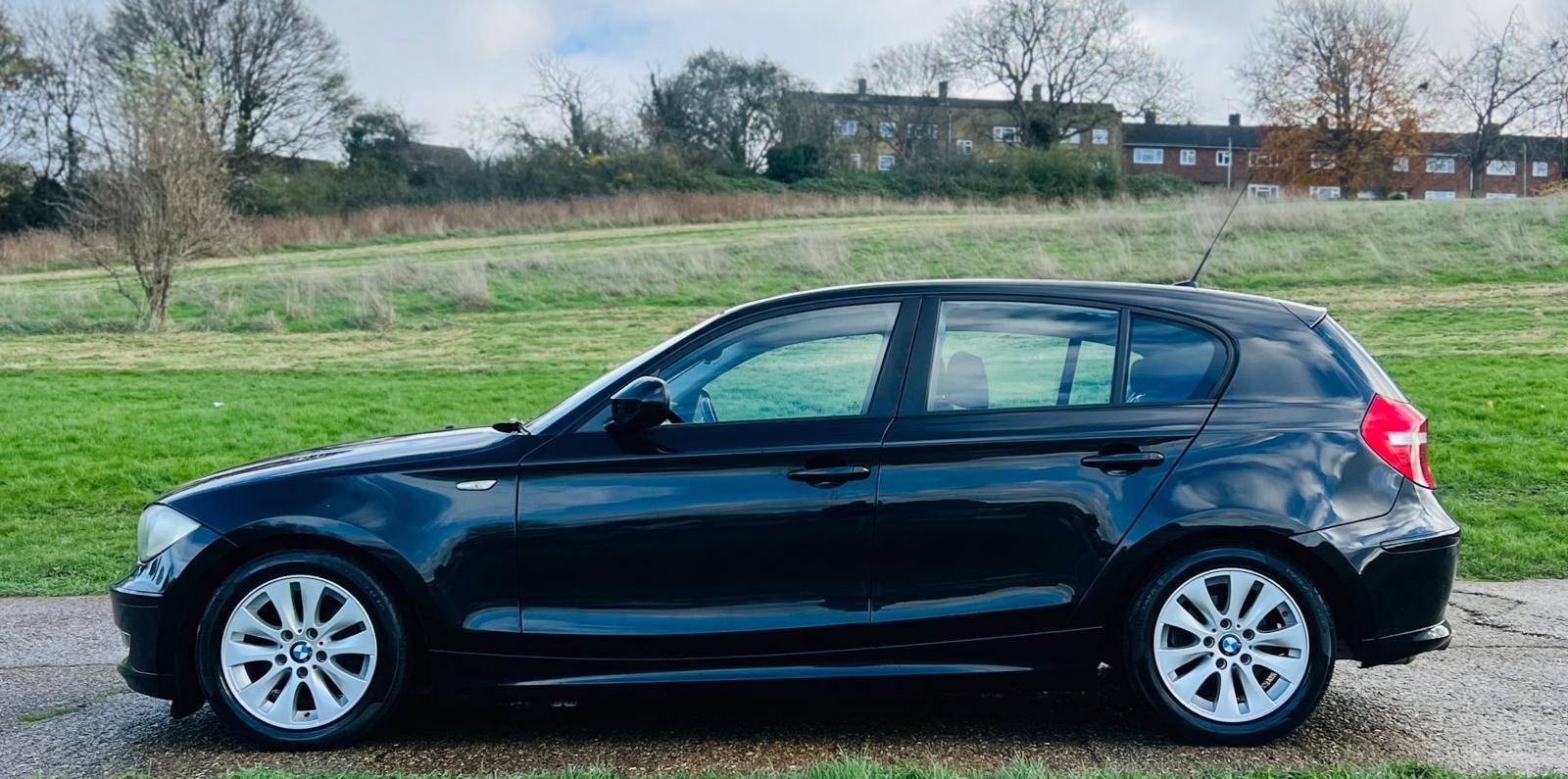 2011 BMW 1 Series image 14