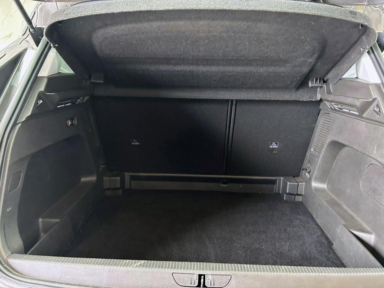 Vauxhall Grandland X view 18
