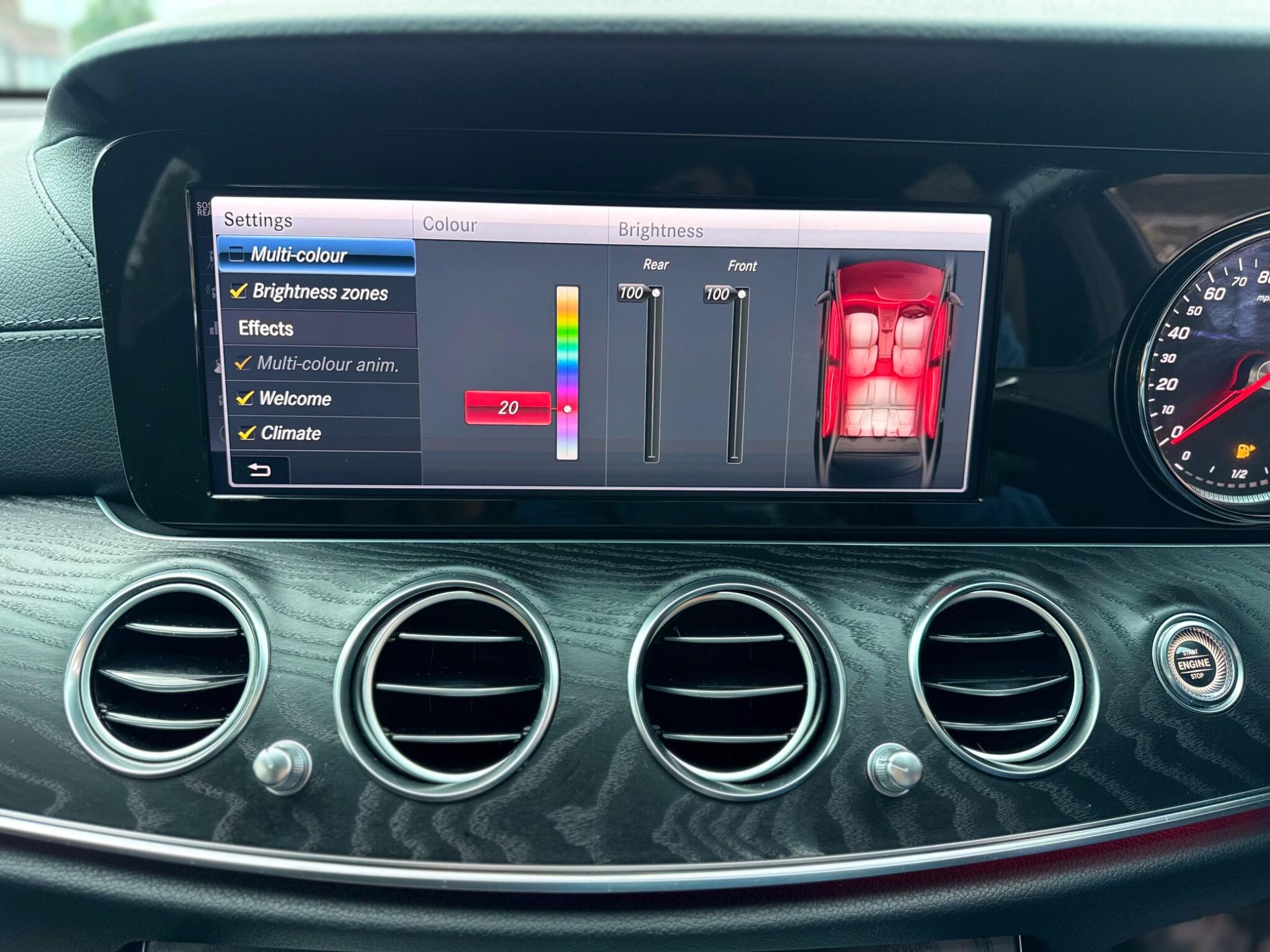 Mercedes-Benz E-Class view 32