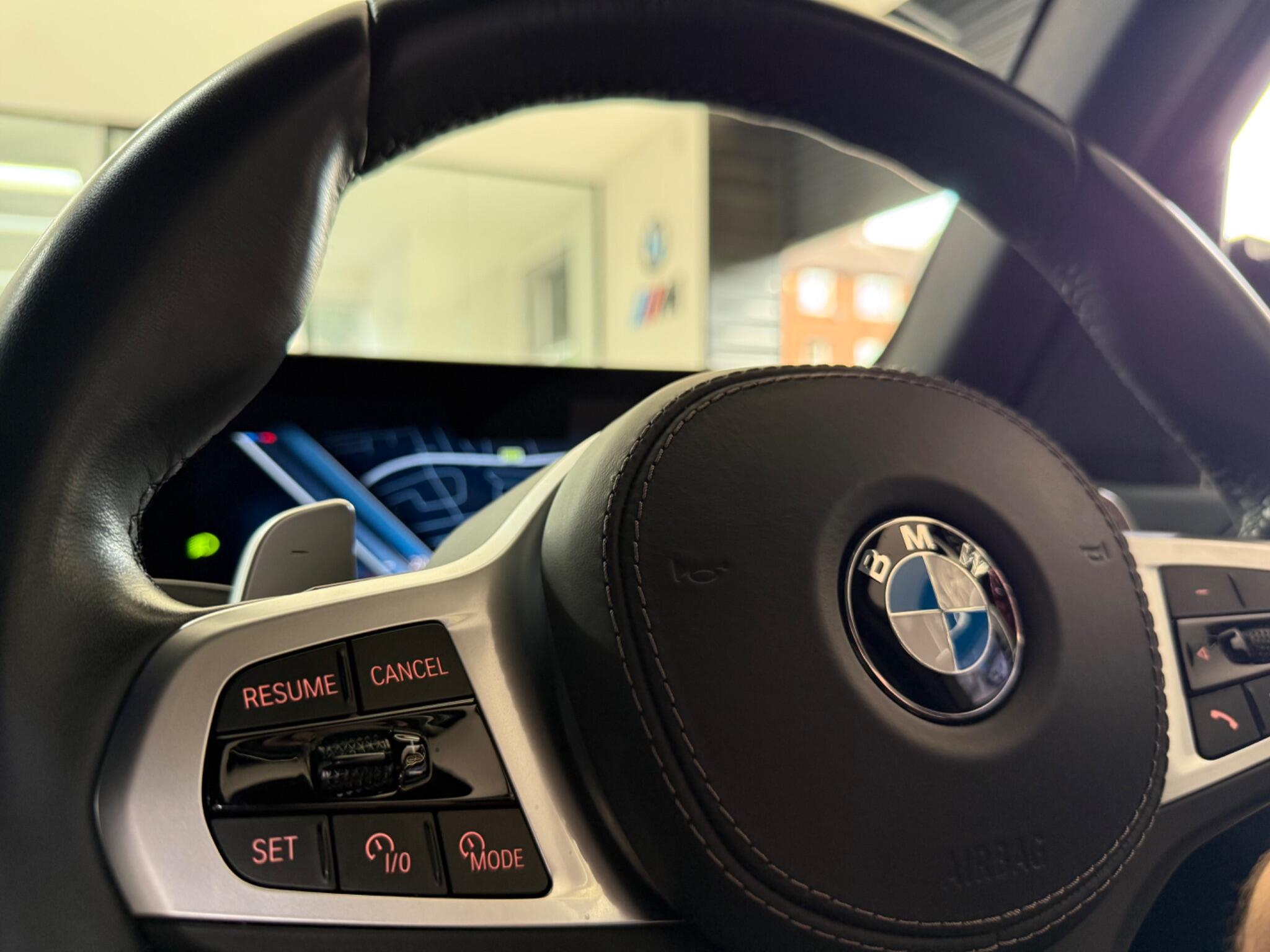 BMW X5 view 43