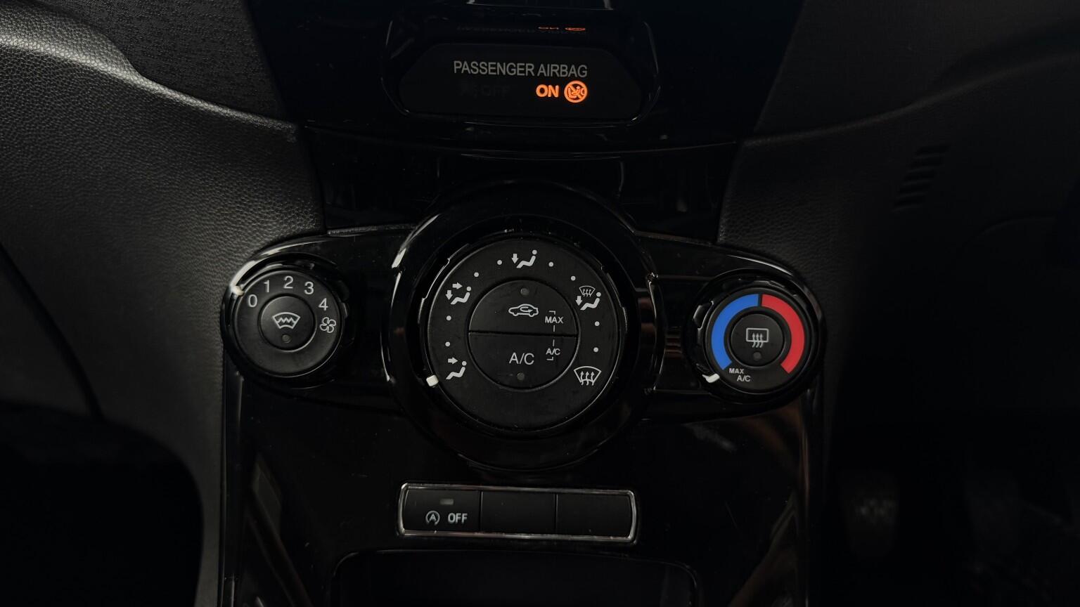 Ford Fiesta view 50