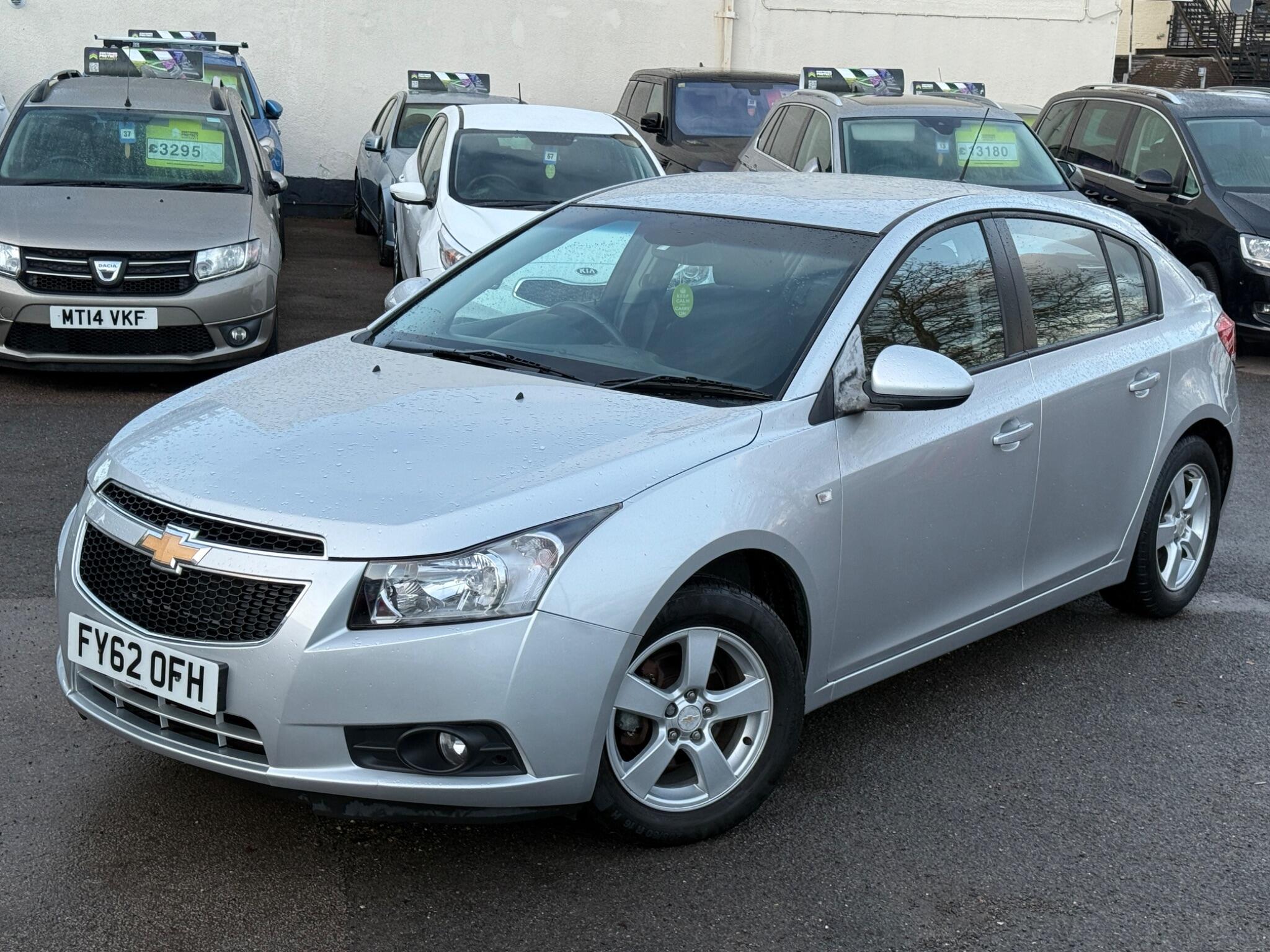 Chevrolet Cruze - Image 10
