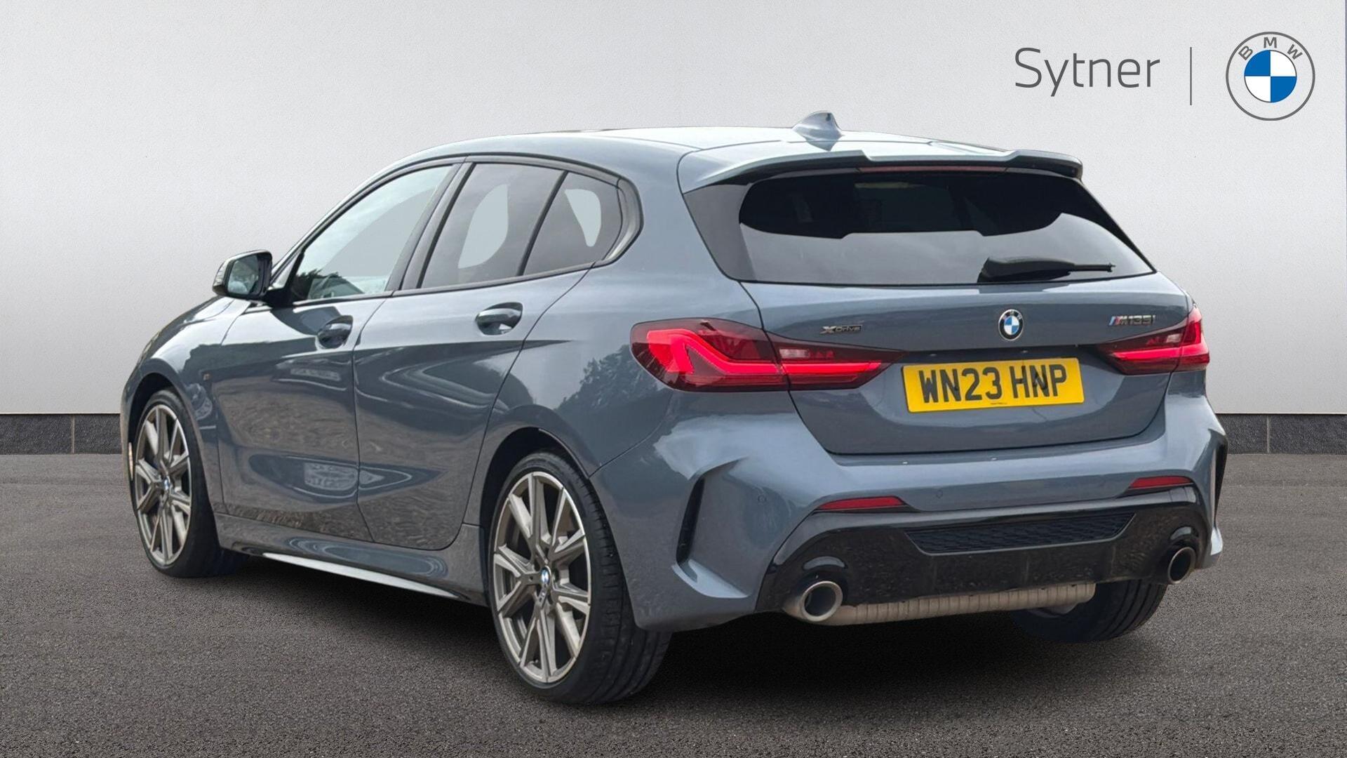BMW 1 Series view 2