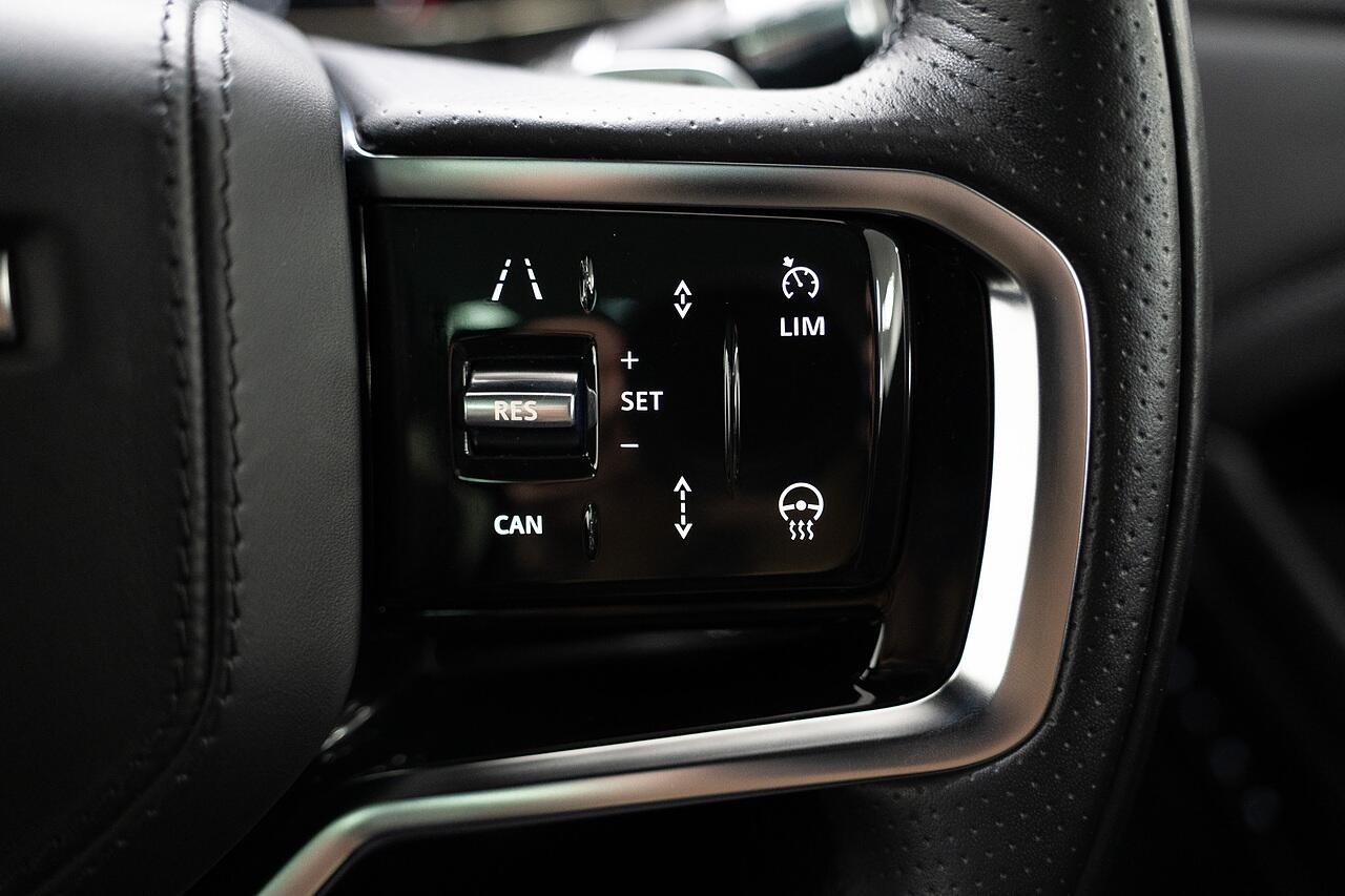Land Rover Range Rover Evoque view 13