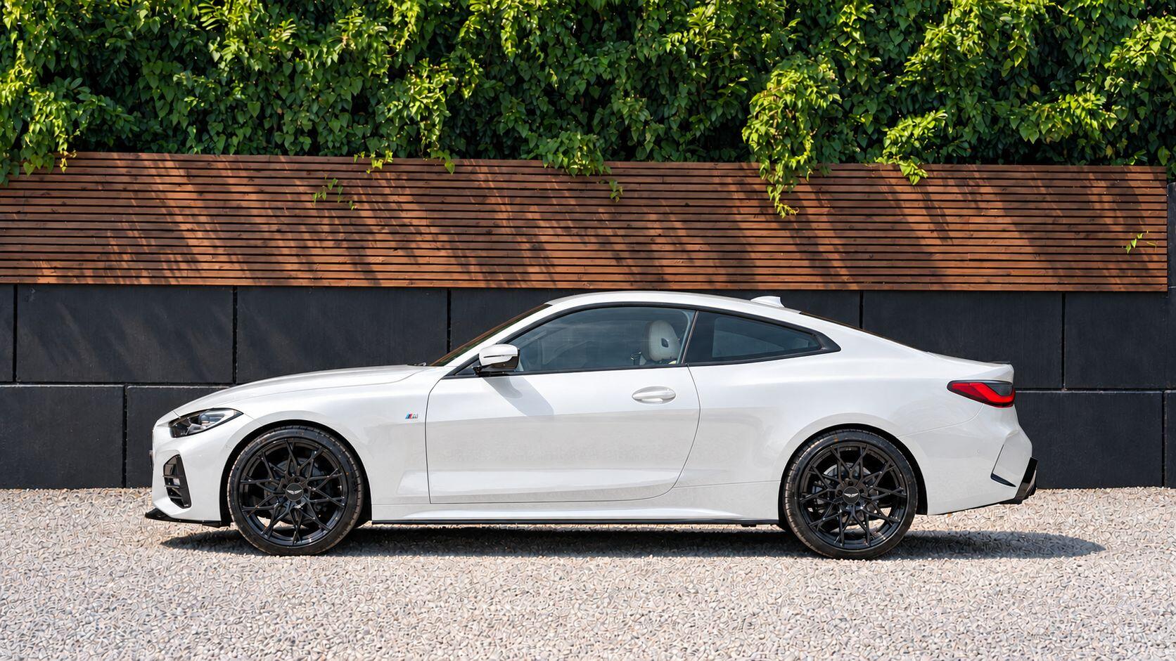 BMW 4 Series view 5