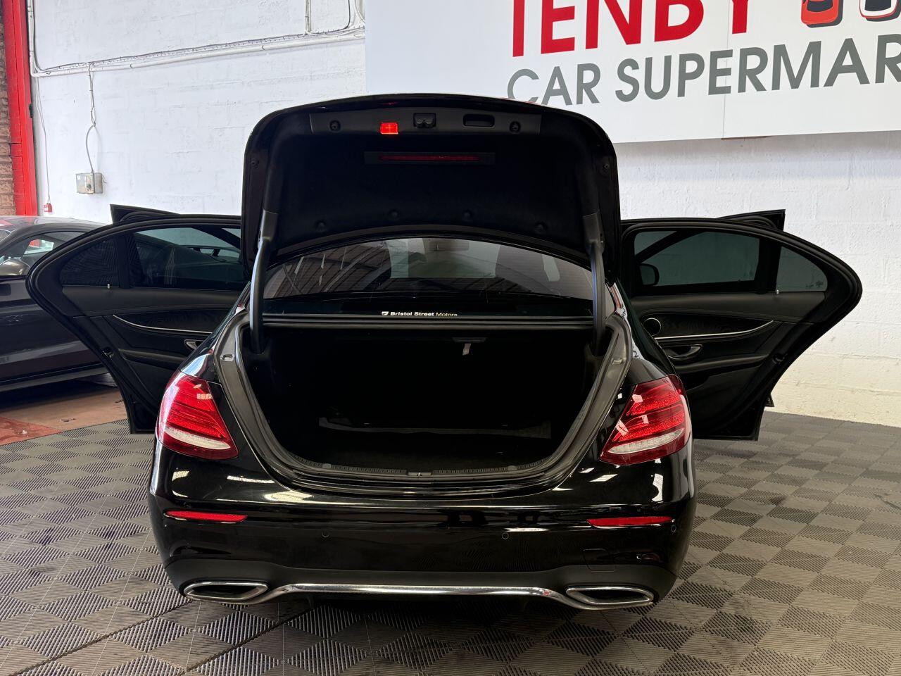 Mercedes-Benz E Class view 15