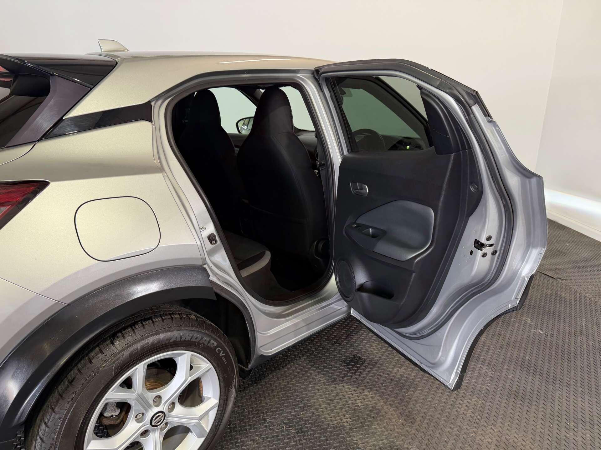 Nissan Juke view 45