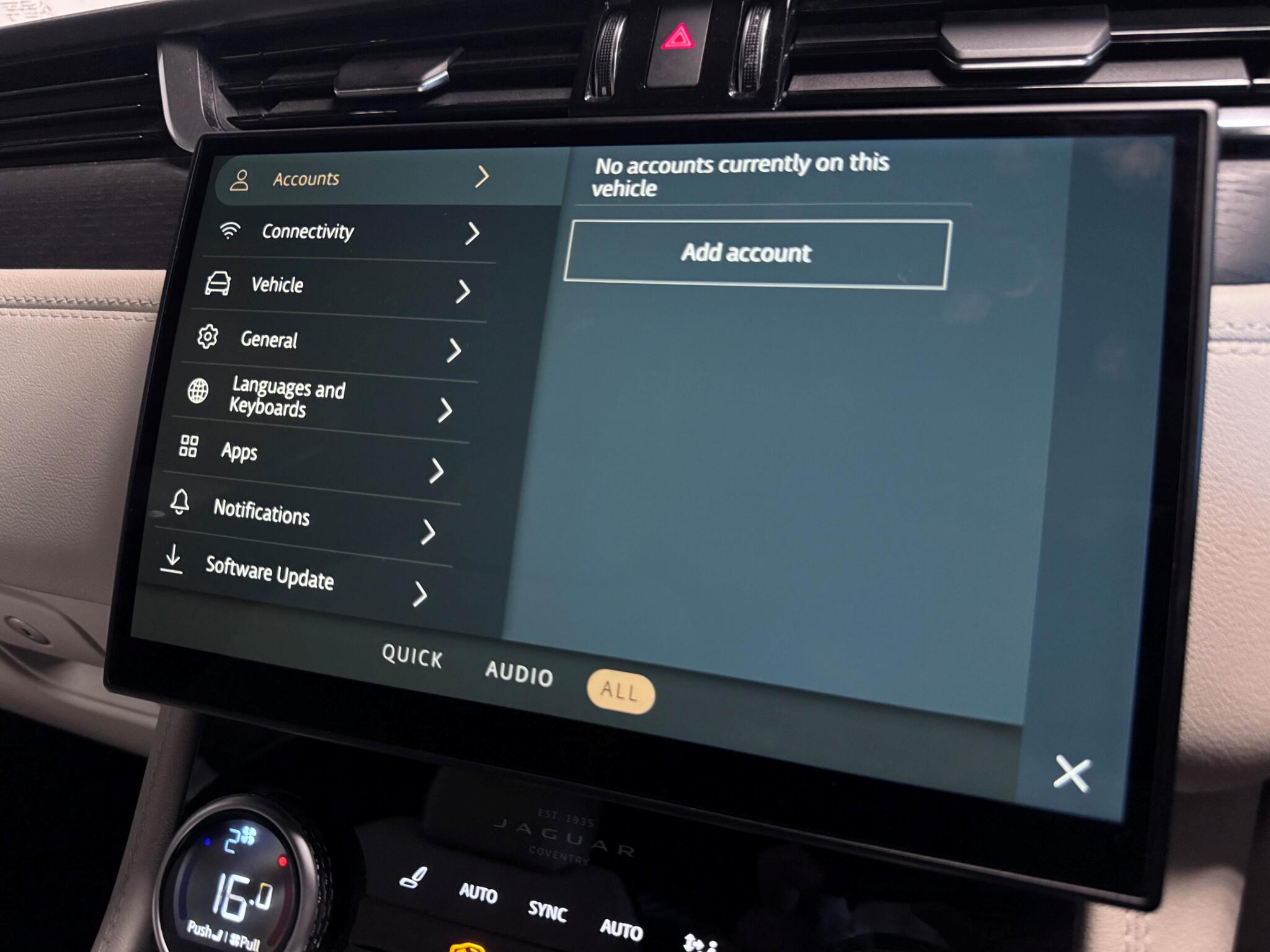 Jaguar F-Pace view 55