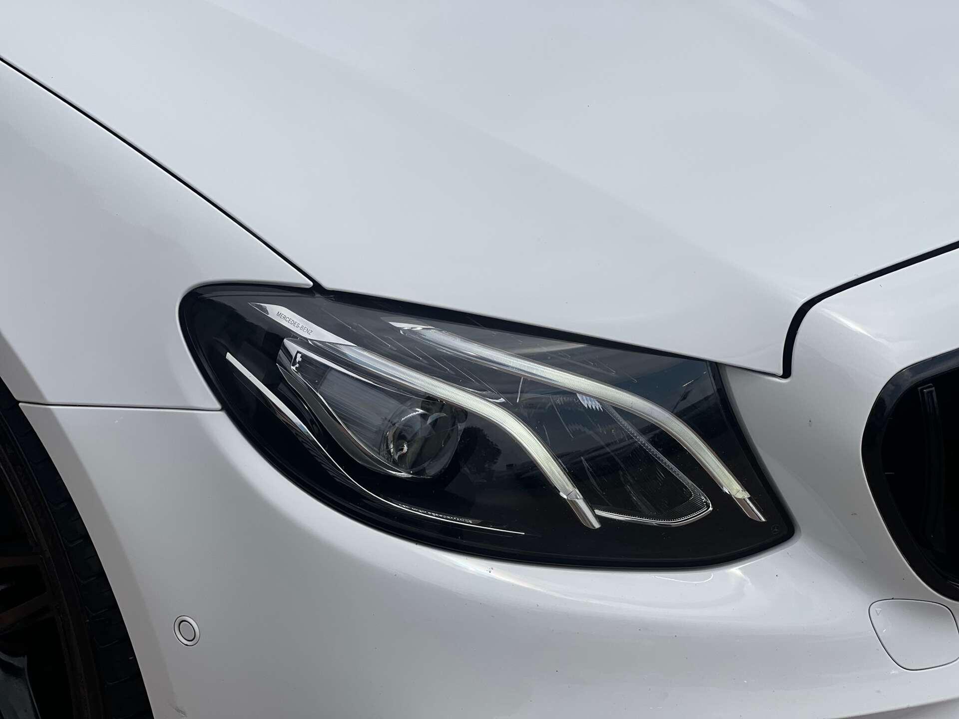 Mercedes-Benz E-Class view 51