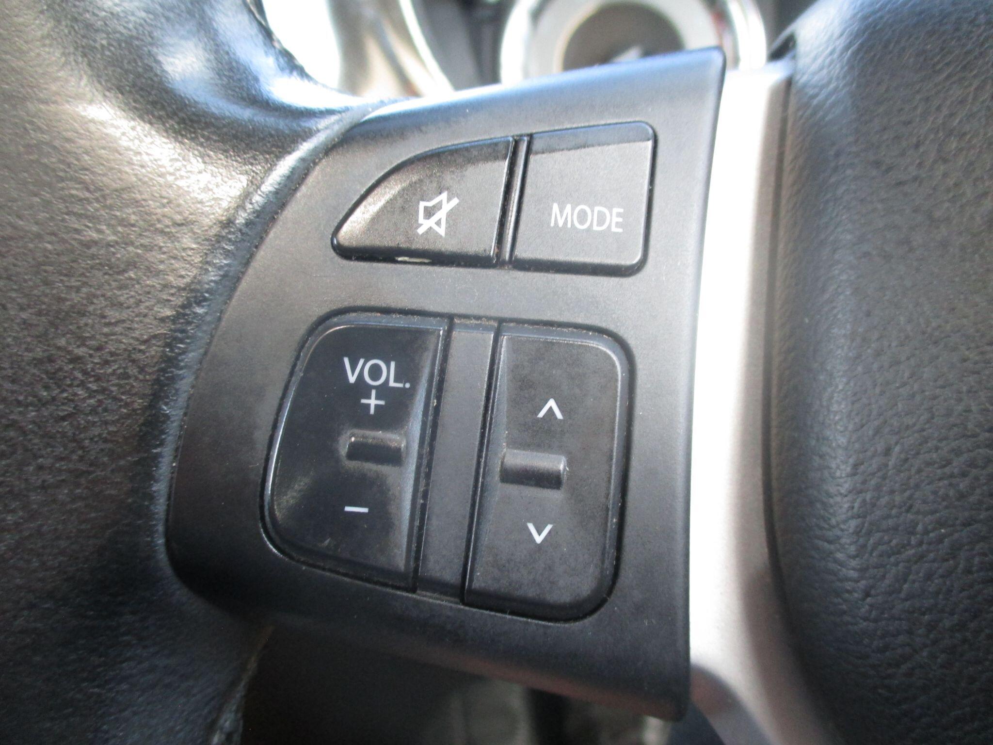Suzuki Vitara view 38