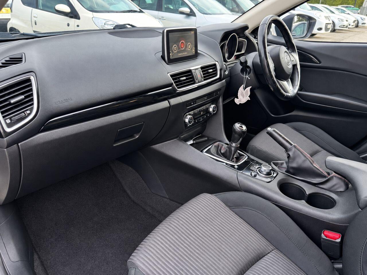 Mazda Mazda3 view 23