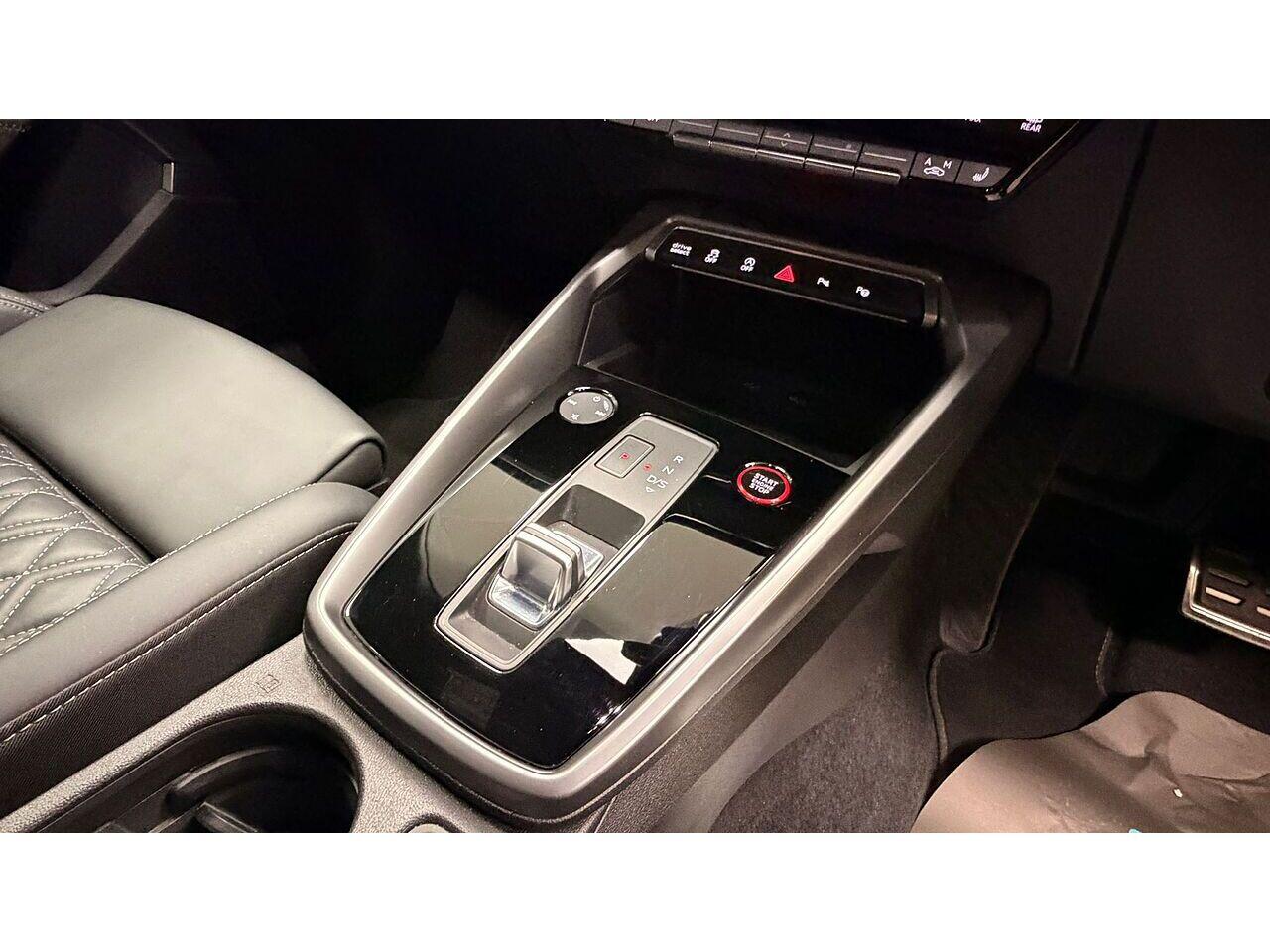 Audi S3 view 21