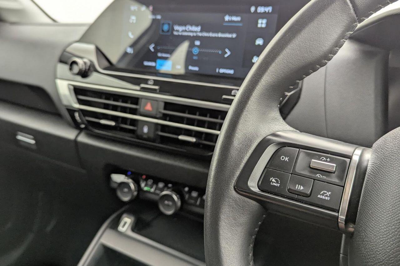 Citroen C4 view 14