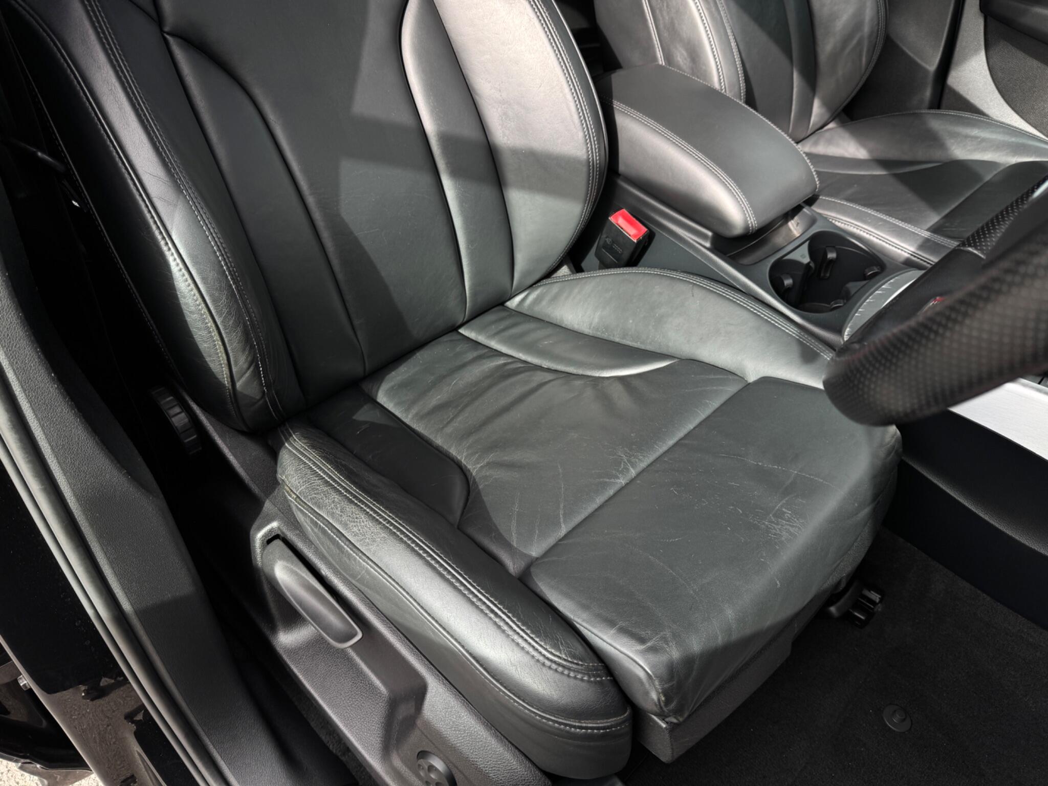 Audi Q5 view 25