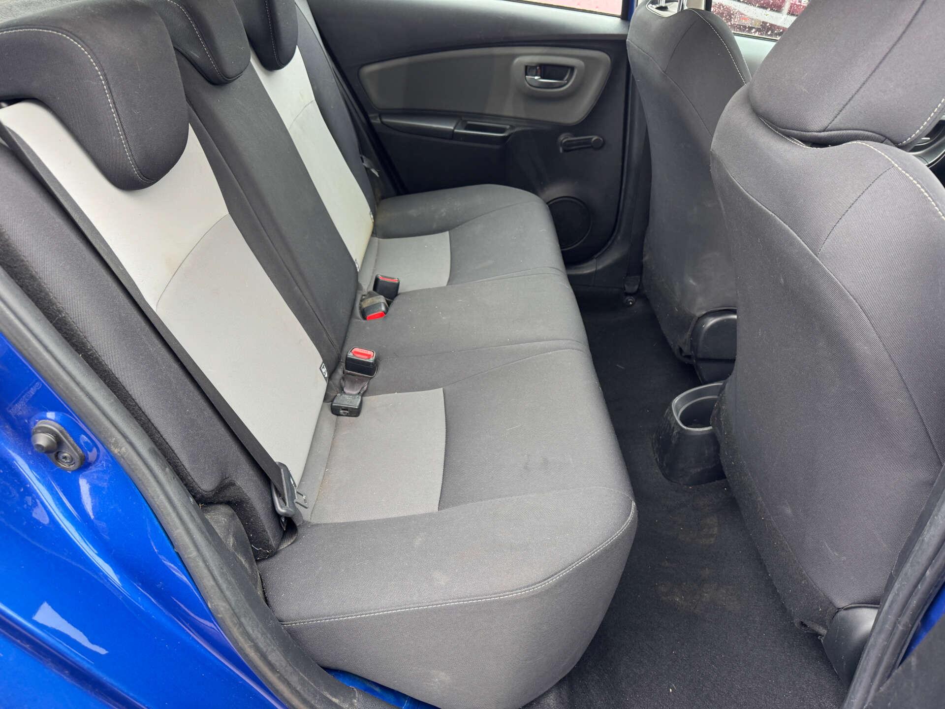 Toyota Yaris view 18