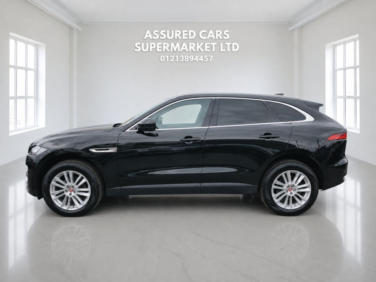 Jaguar F-Pace view 6