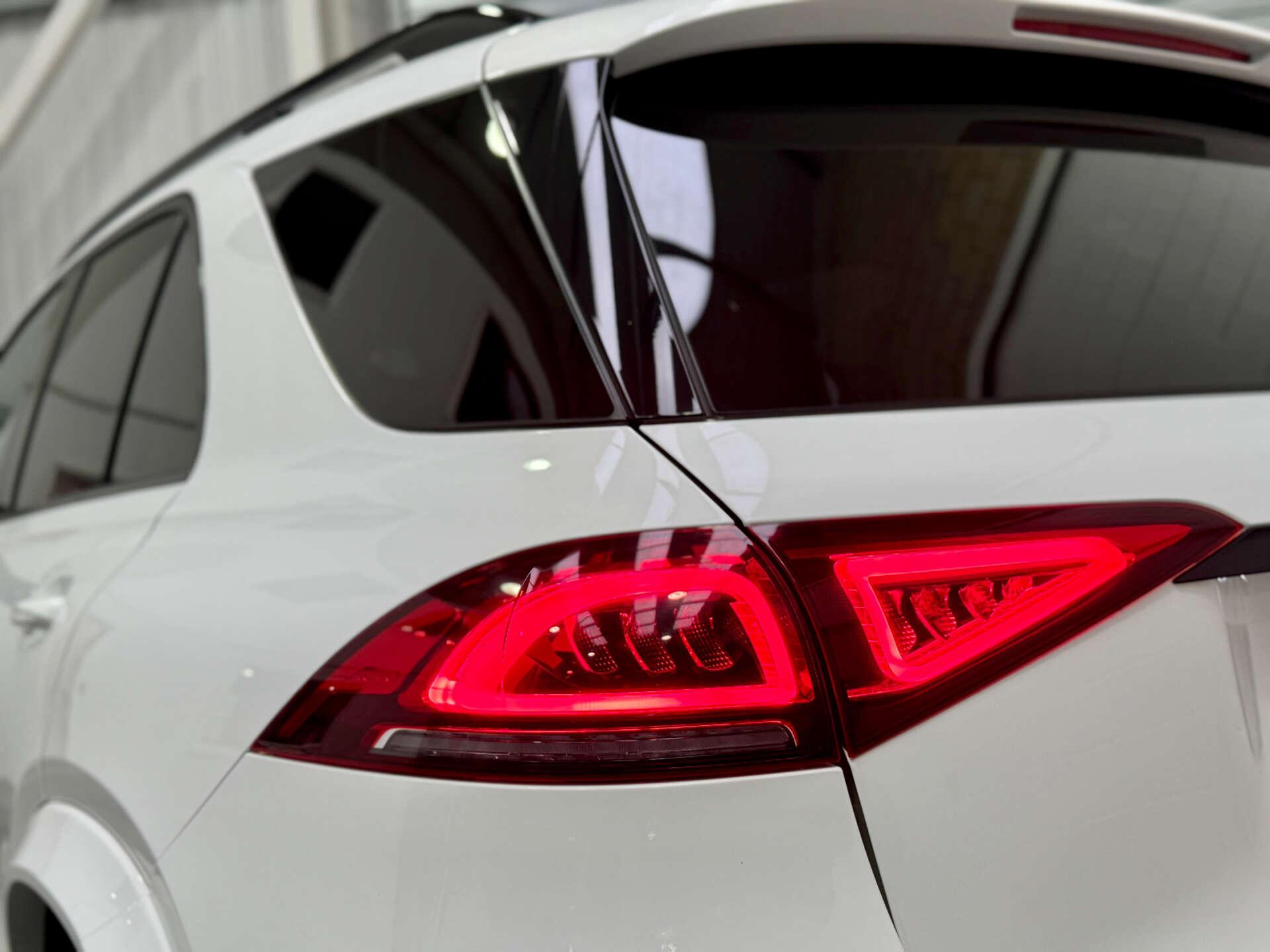 Mercedes-Benz Gle view 9